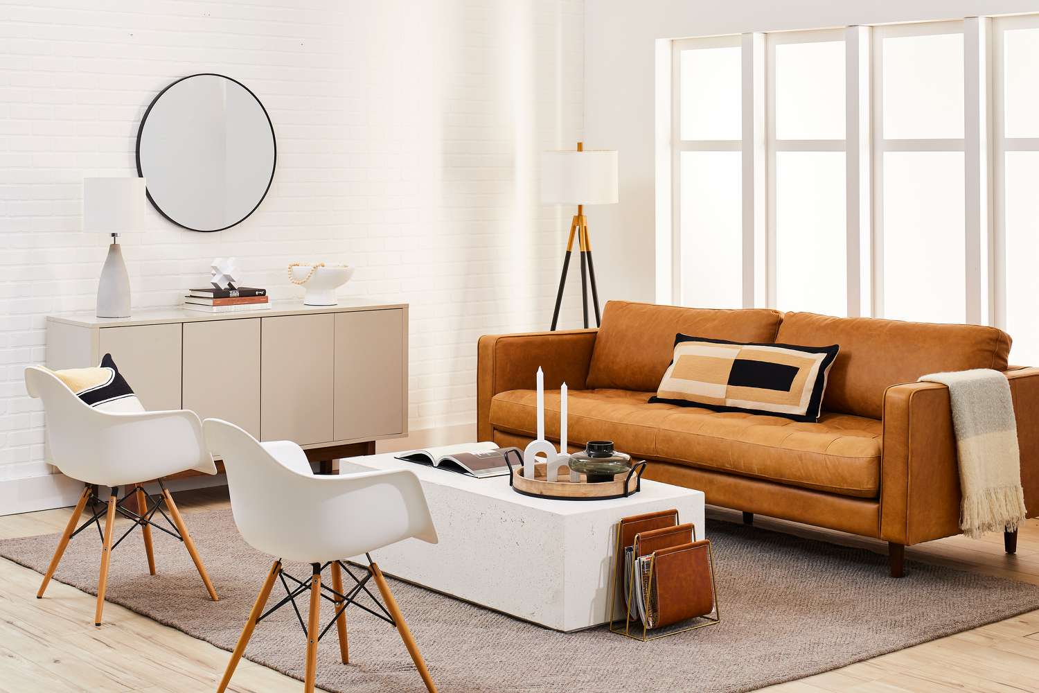 Moderner vs. Zeitgenössischer Designstil: Was ist der Unterschied? 4 Ansicht eines modernen Wohnzimmers