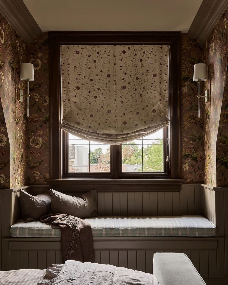 Bauernhaus Schlafzimmer Fensterbank