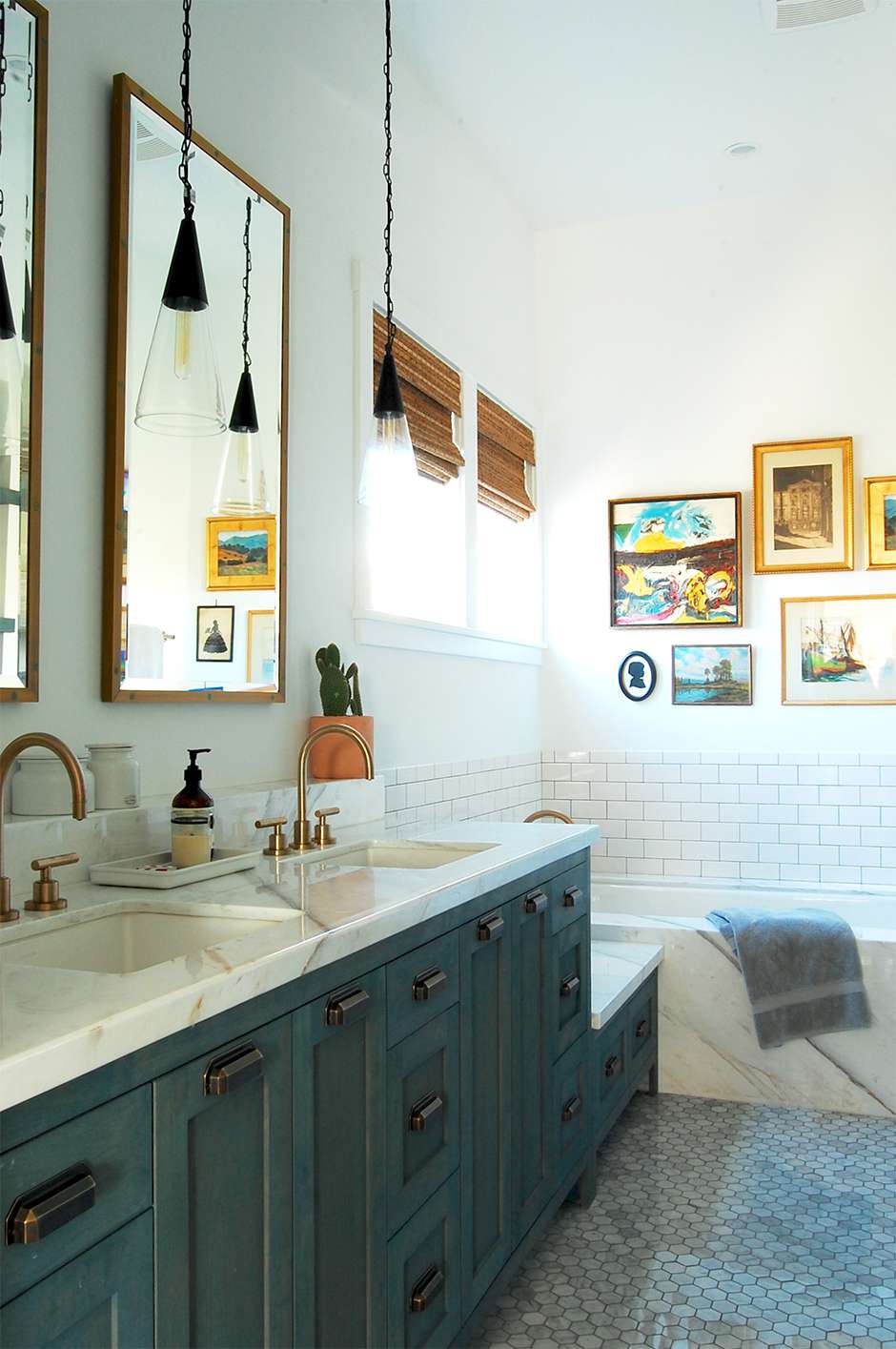 Modernes Badezimmer im Landhausstil