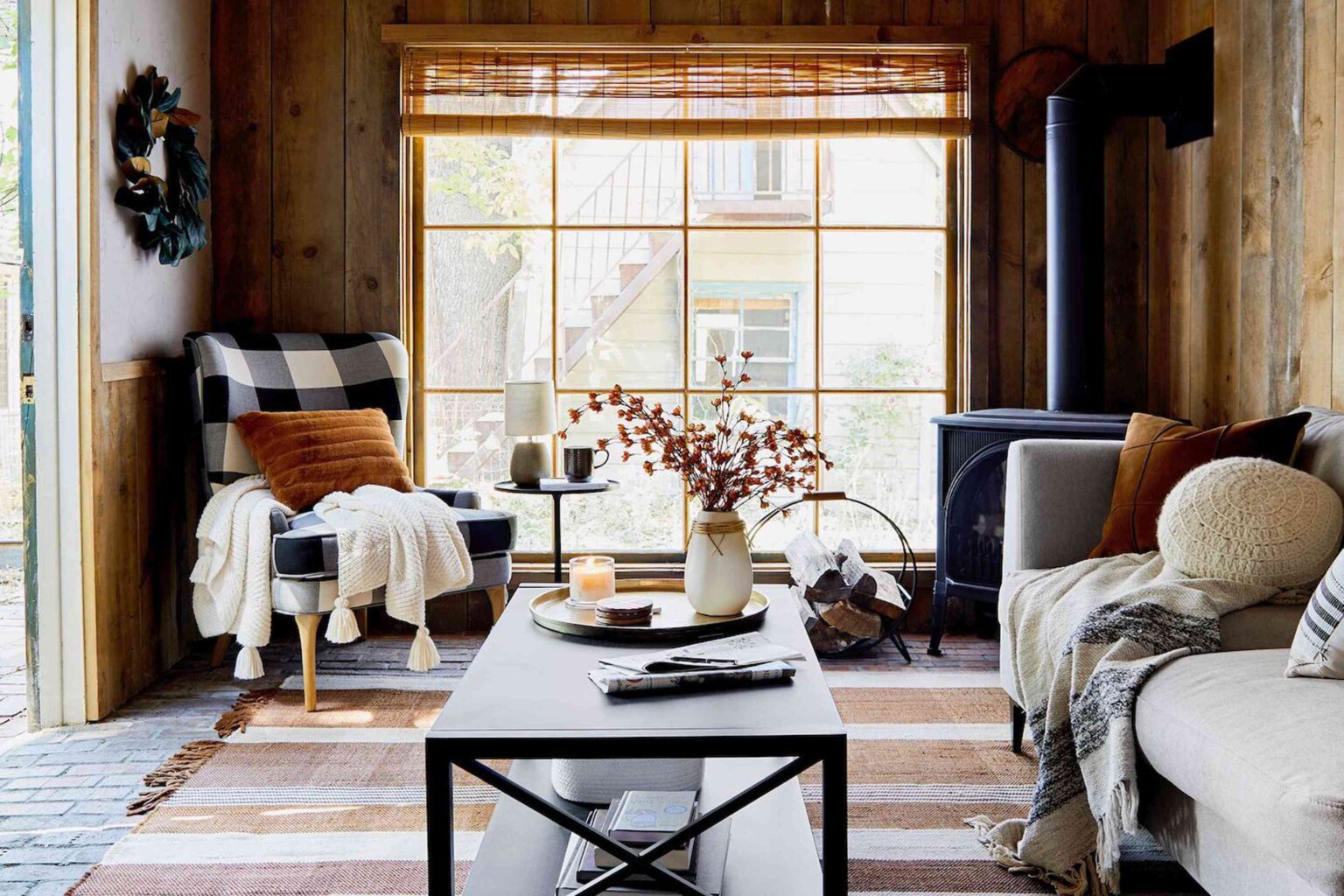 1731917223 33 Fall Living Room Decor Ideas Full of Cozy Seasonal