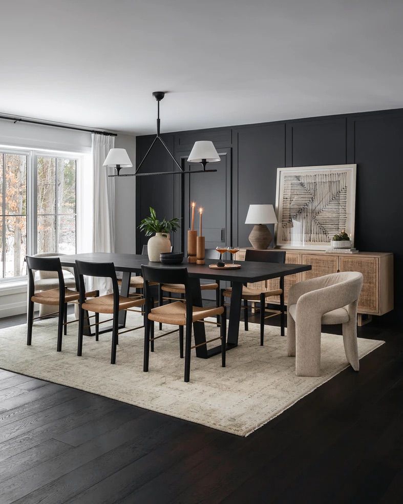 Schwarz-weißes Esszimmer