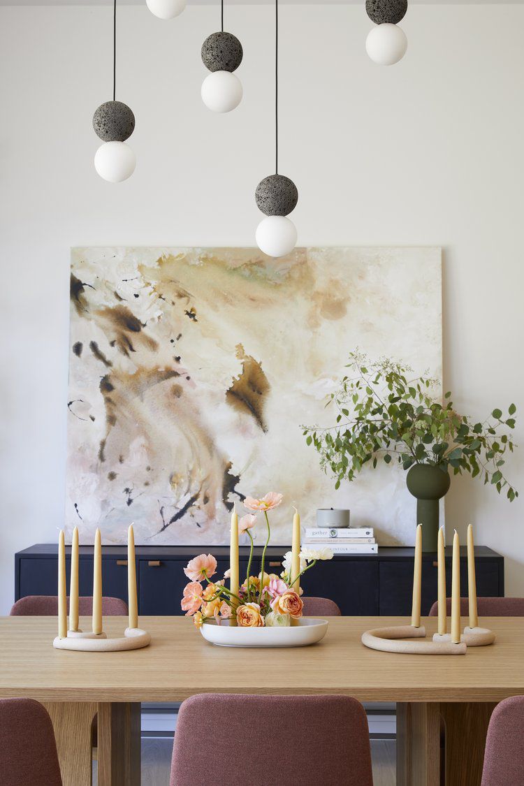 Deko-Ideen für übergroße Kunst-Sideboards