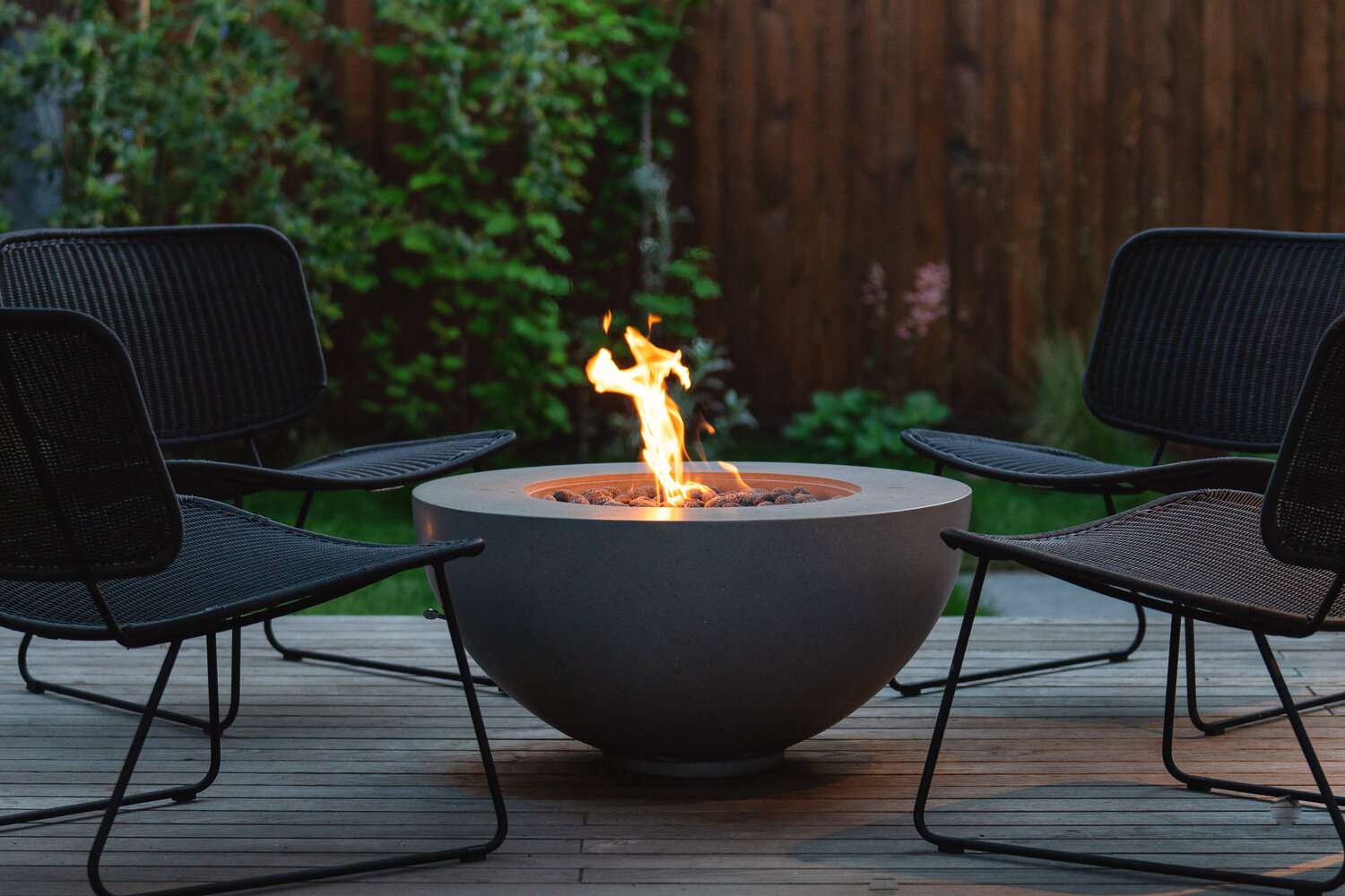 moody fire pit ideas