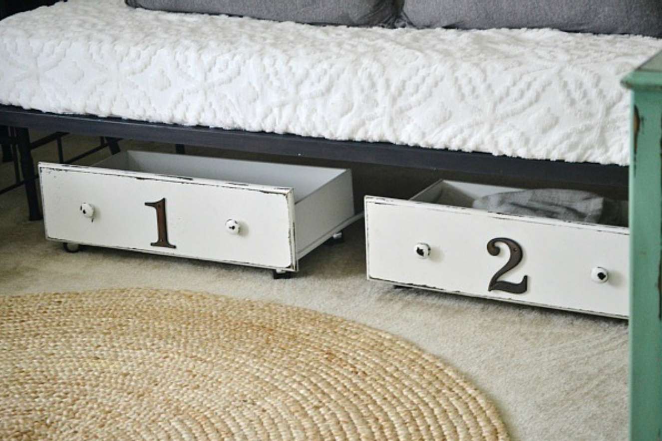 kleiner Stauraum im Schlafzimmer