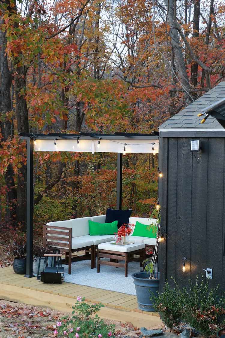 outdoor living room
