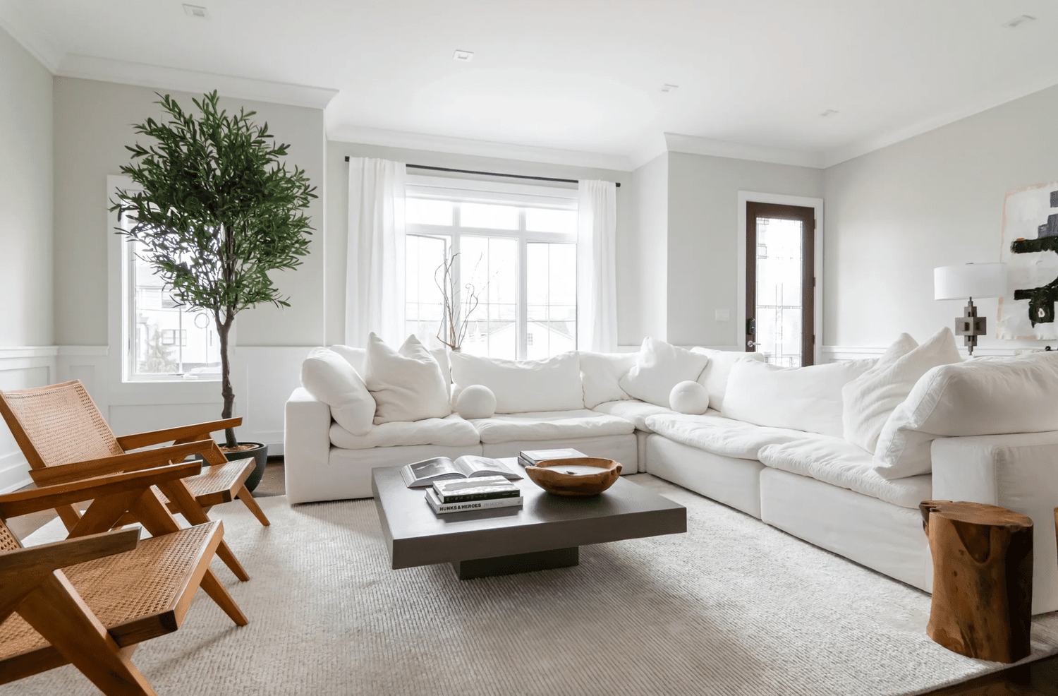 Neutrales Wohnzimmer