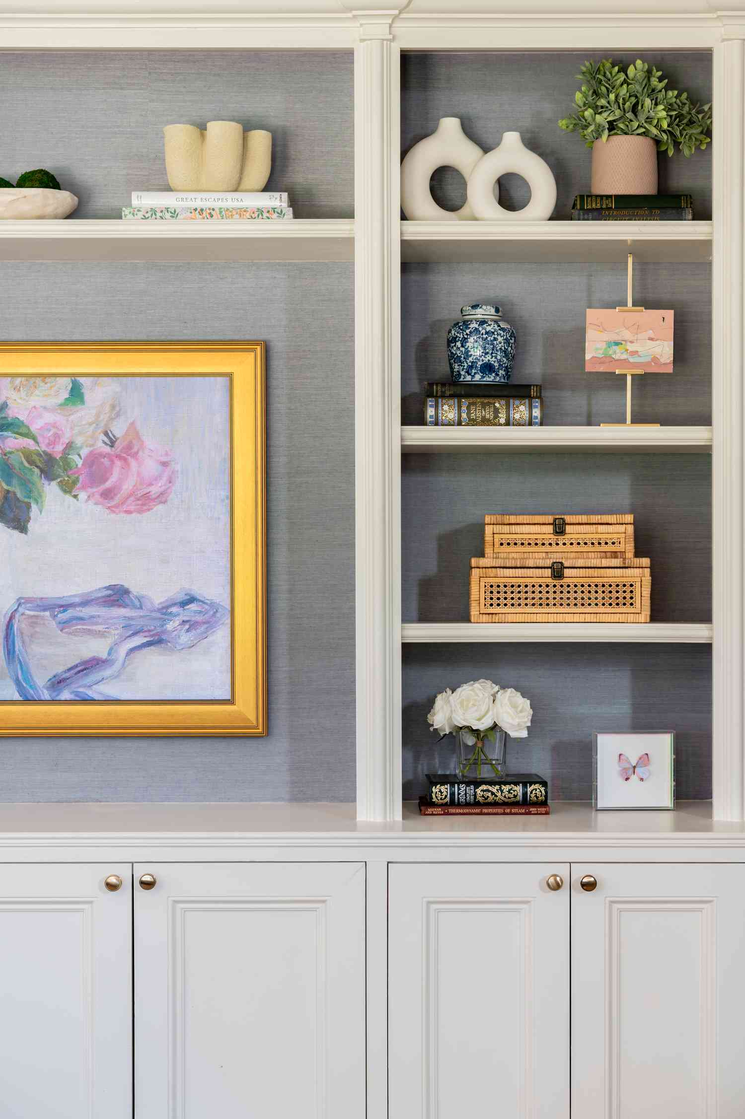 Was ist Übergangsstil? Designer erzählen, warum sie es lieben 4 Neutrale Wohnzimmerpalette von Marian Louise Design