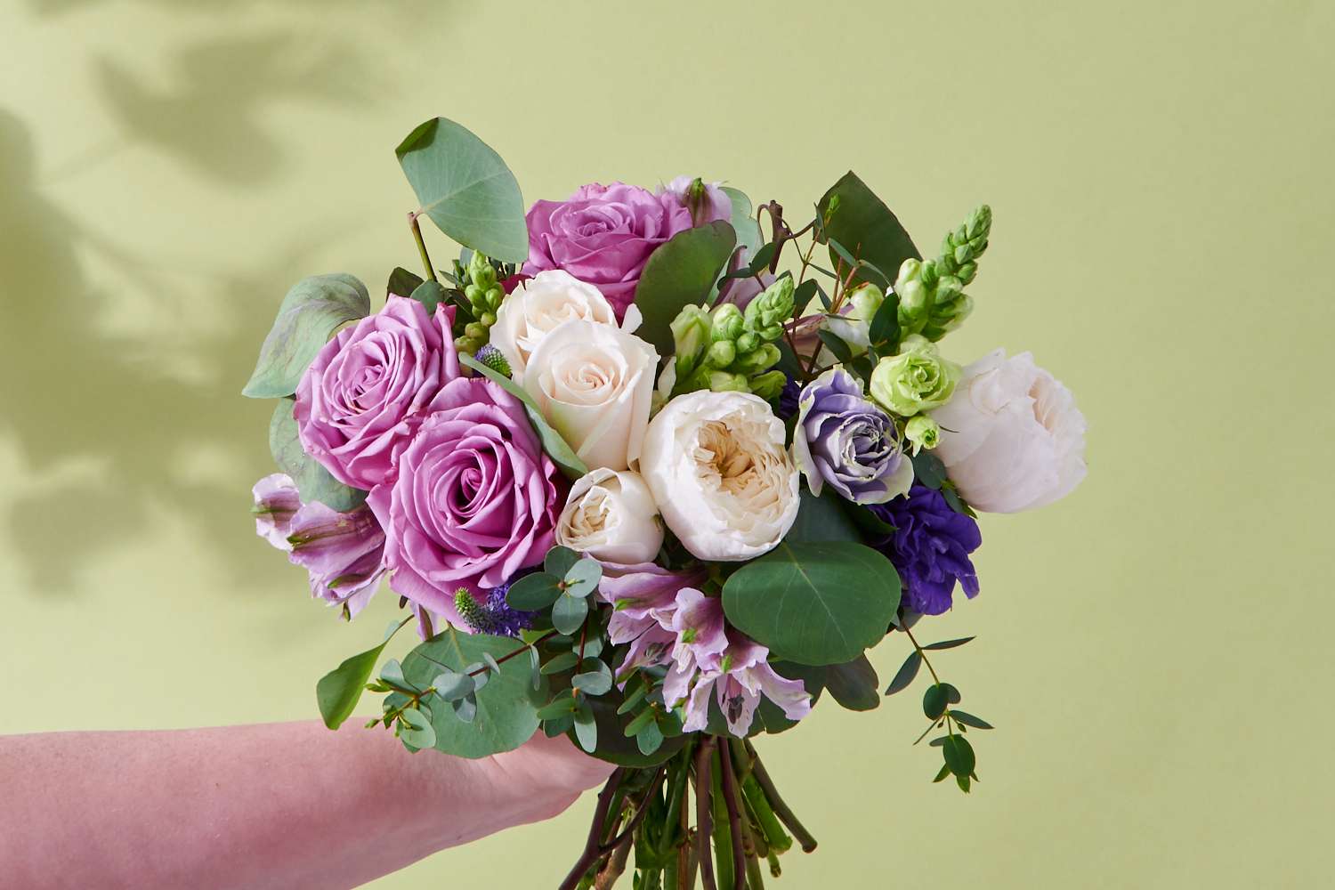 Die 7 besten Blumenabonnements für wiederkehrende schöne Blüten 18 Genießen Sie das Blumenabonnement von Flowers