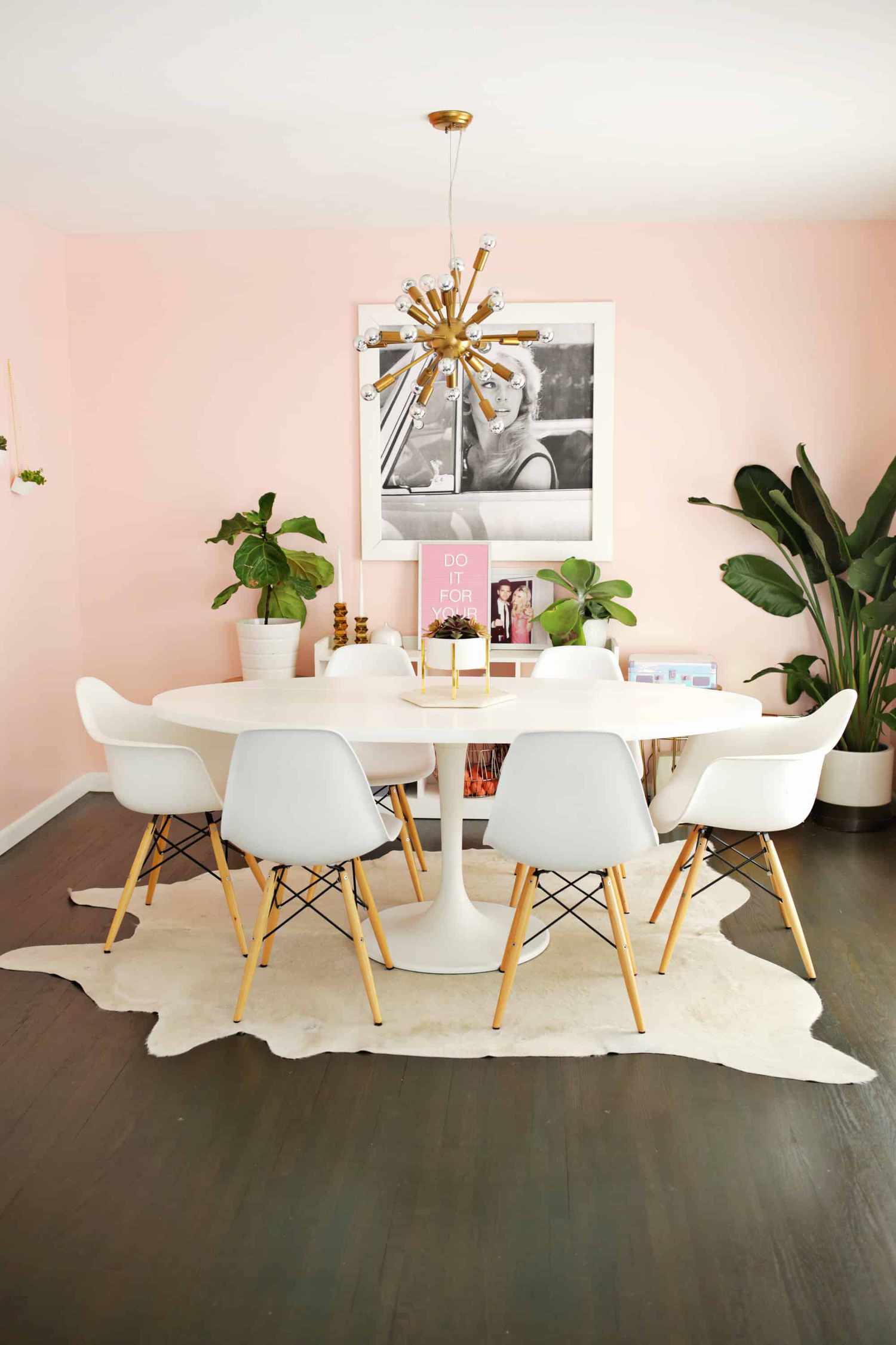 38 Midcentury Modern Dining Rooms That Transcend Time 42 midcentury modern style dining room