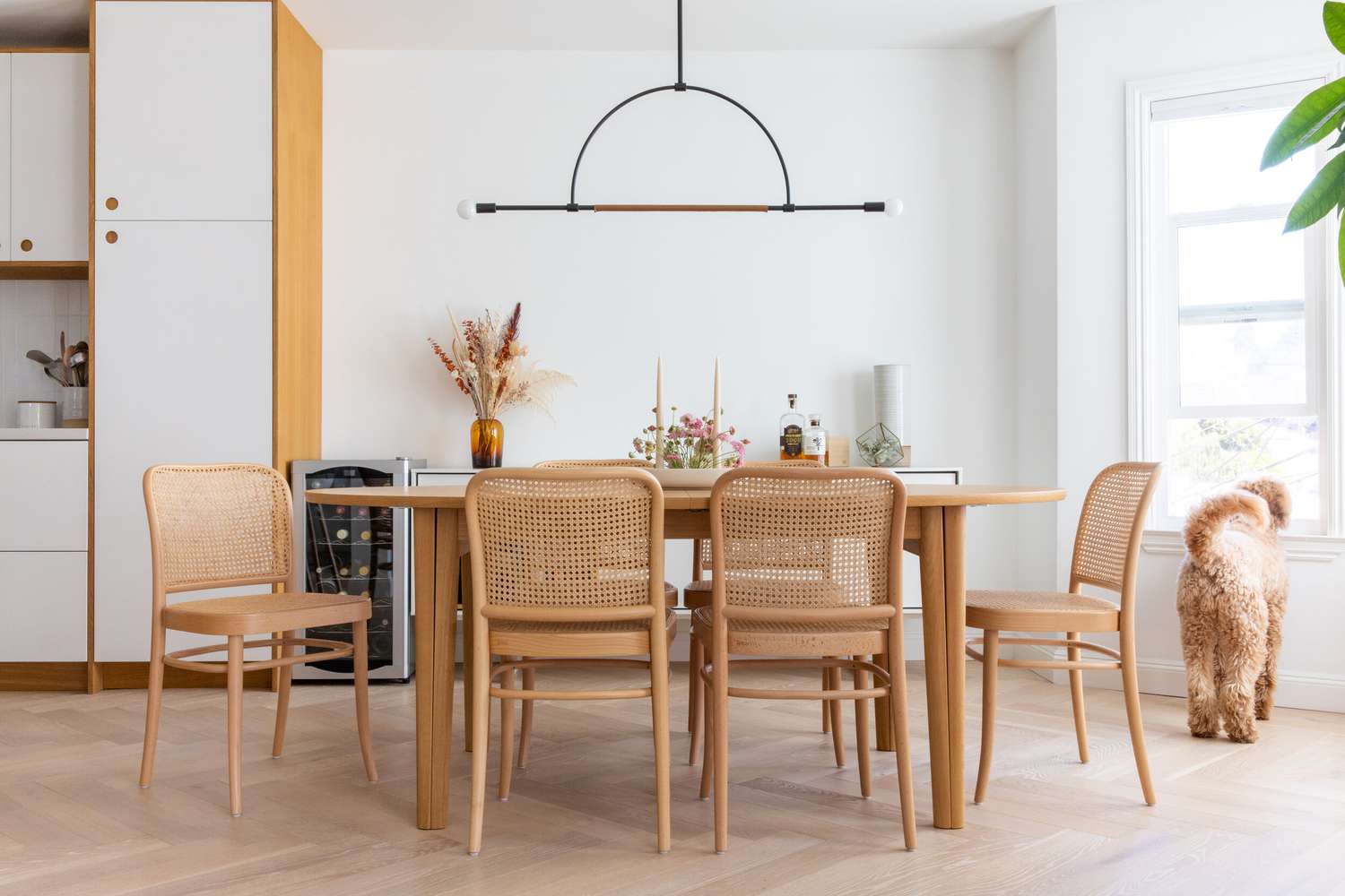 38 Midcentury Modern Dining Rooms That Transcend Time 56 midcentury modern dining room