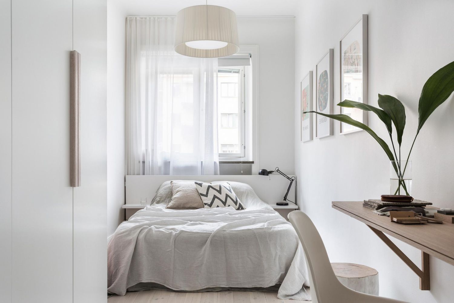 narrow rectangular bedroom layout ideas