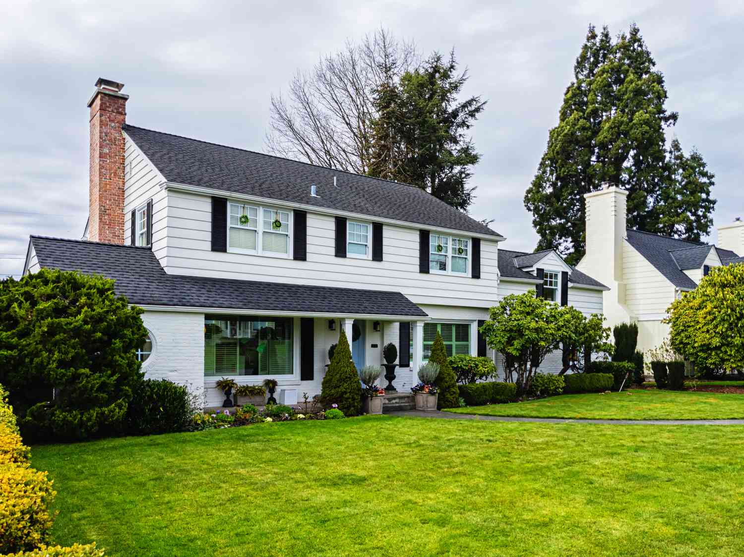Was ist ein Haus im Kolonialstil? 10 Amerikanisches Haus im Kolonialstil