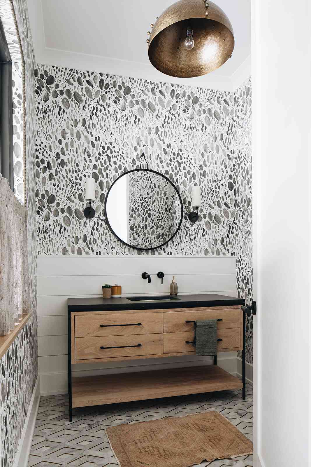 horizontales Shiplap -Badezimmer -Waining