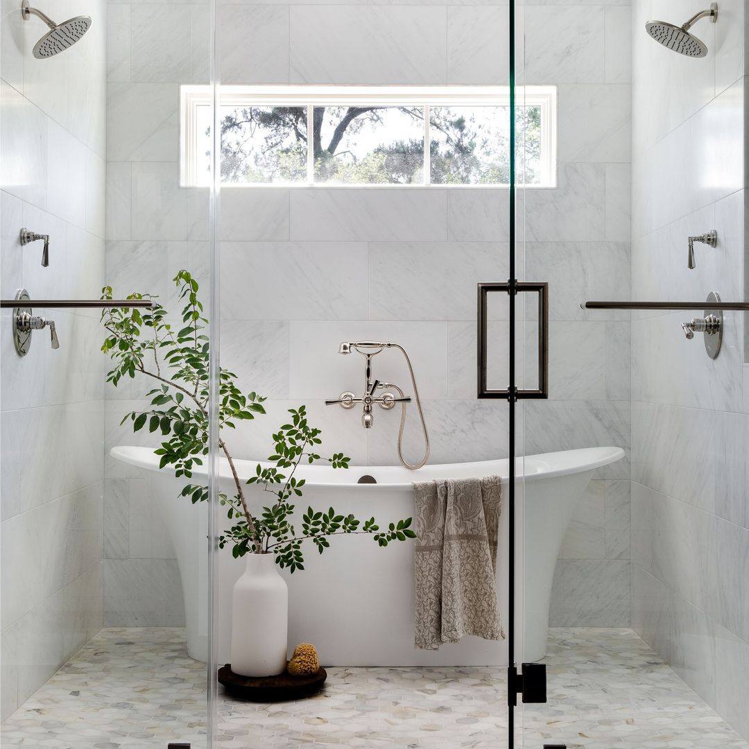 Badewanne in der Dusche