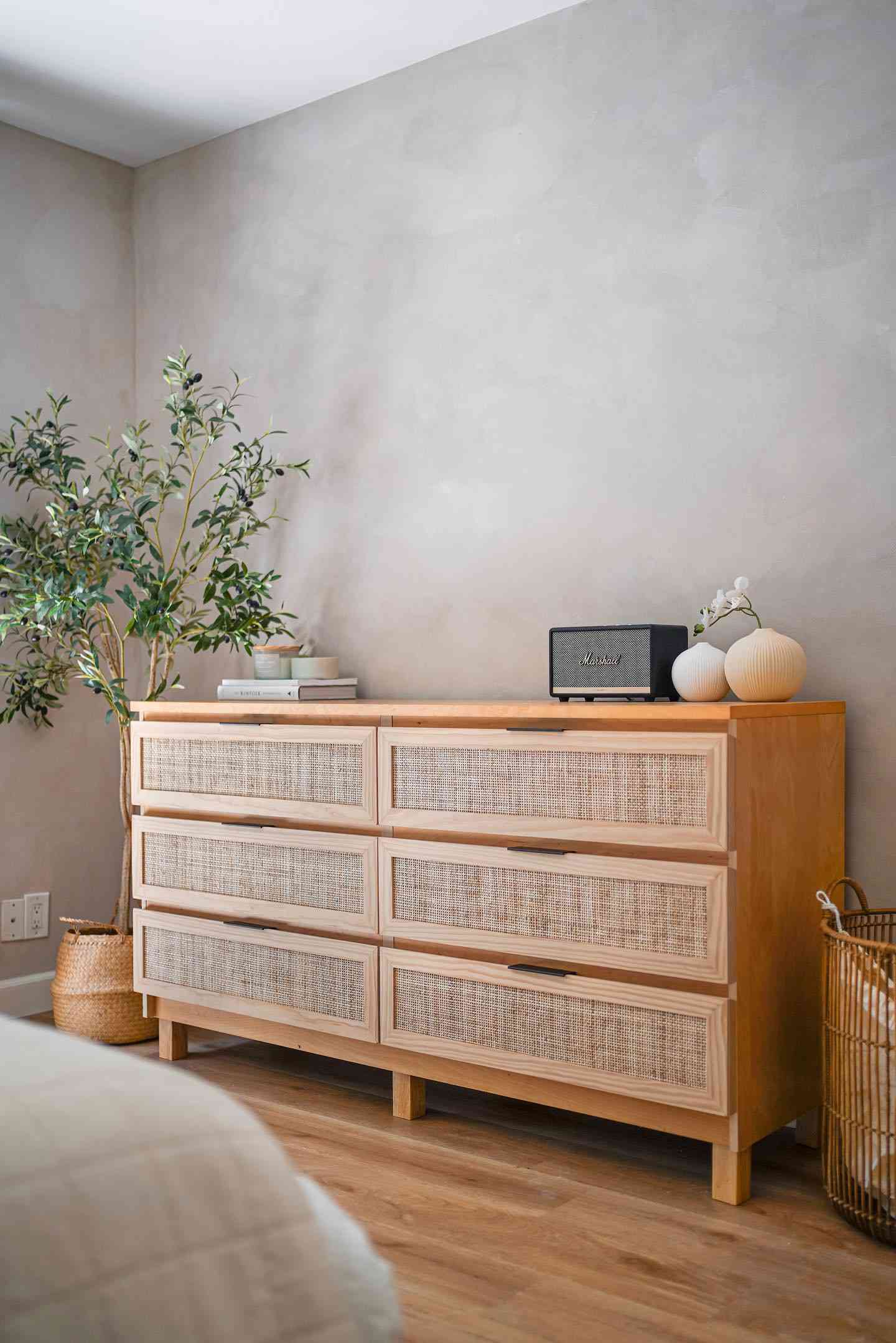 Malm mit Rattan-Schubladen DIY