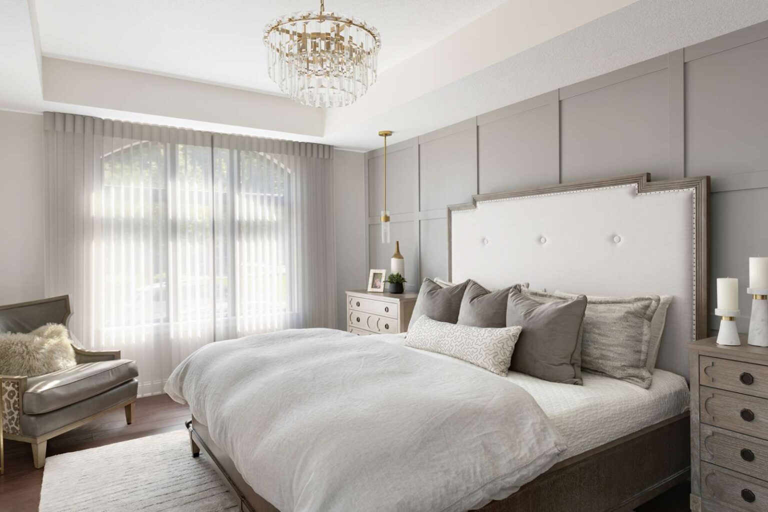 1738486093 32 graue Schlafzimmer die alles andere als langweilig sind versprechen
