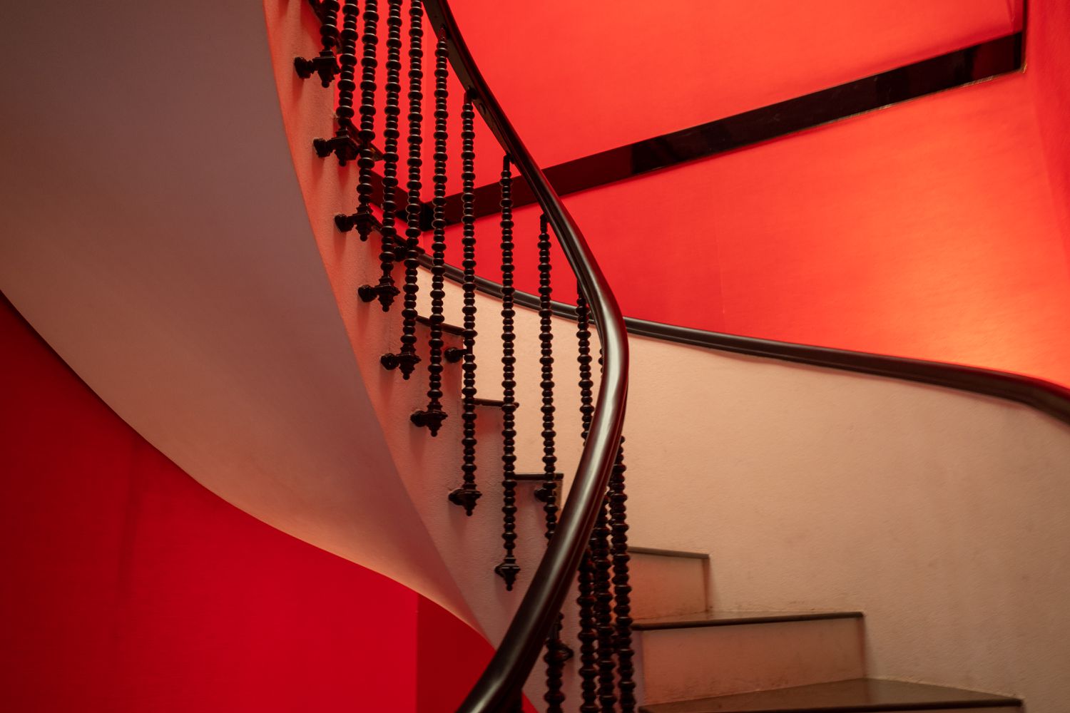 Rote Wendeltreppe