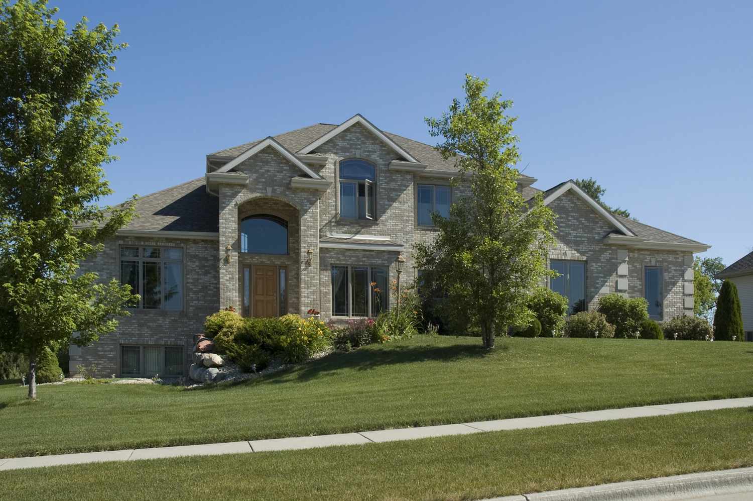 Was ist ein McMansion? Geschichte, Eigenschaften und Kritik 6 Was ist ein McMansion