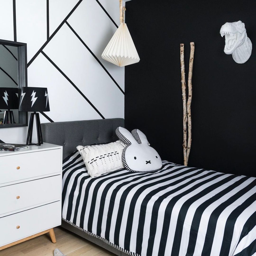 Schwarz -Weiß -Kinder Schlafzimmer