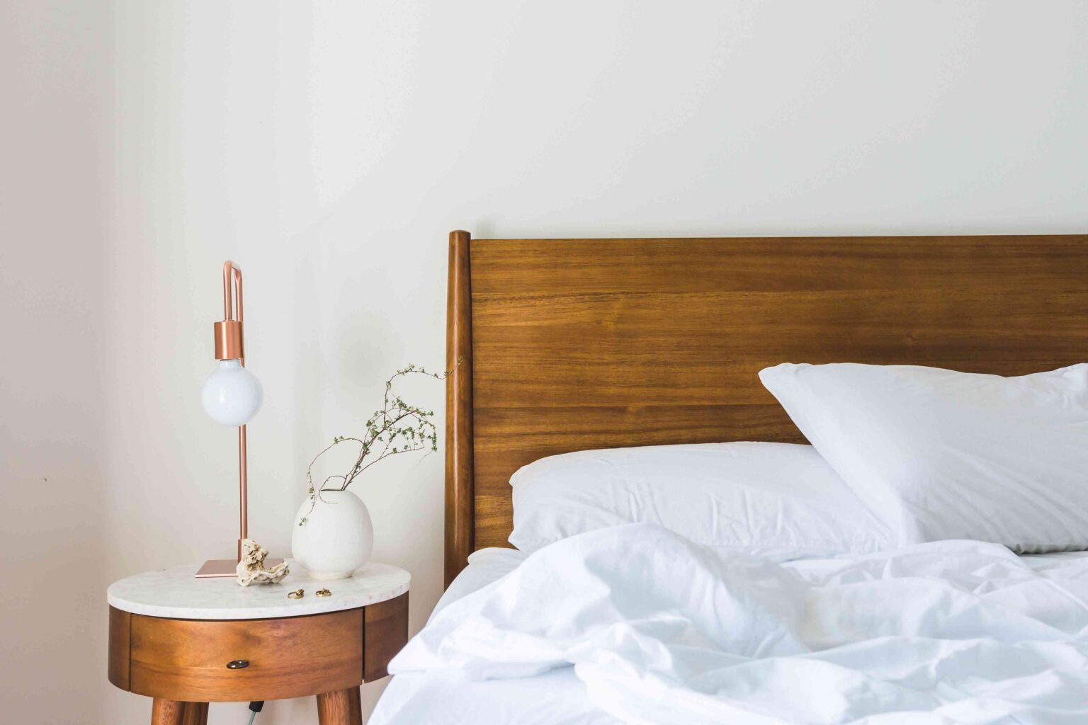 1739698194 Was ist ein Coverlet Warum Designer in diesem Sommer von
