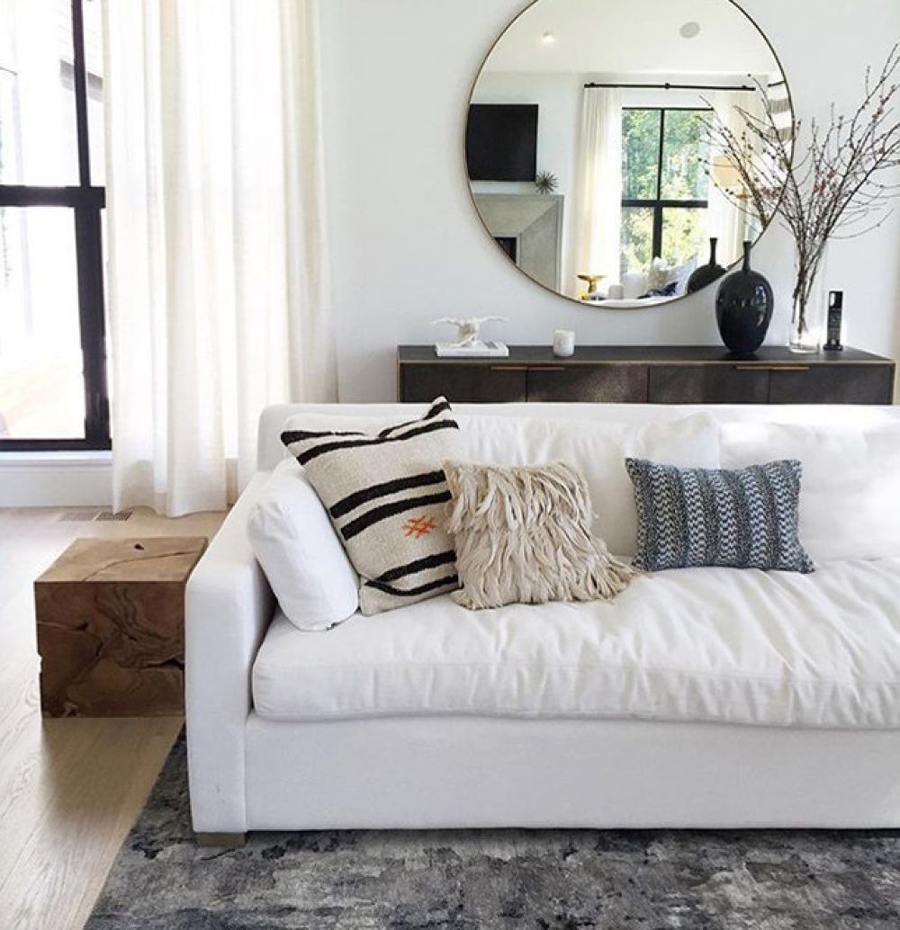 6 Möglichkeiten, diesen Konsolentisch hinter Ihrem Sofa endlich zu stylen, wie ein Designer 14 Saisonale Dekor auf Konsolentisch