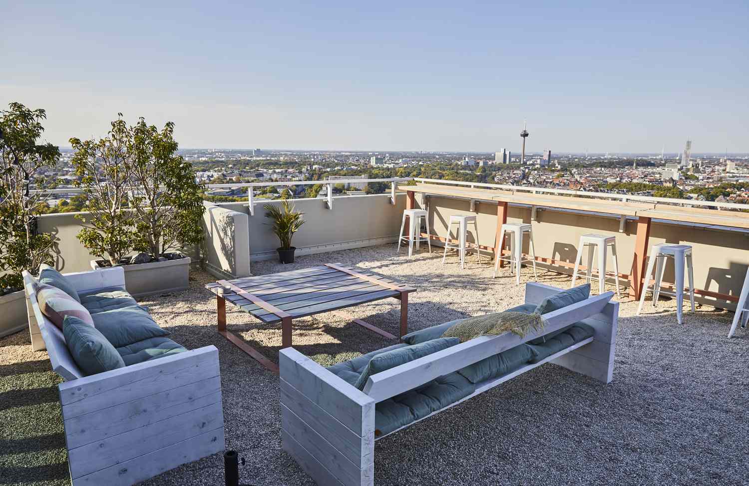 Was ist der Unterschied zwischen einem Balkon und einer Terrasse? 4 Dachterrasse zum Bau