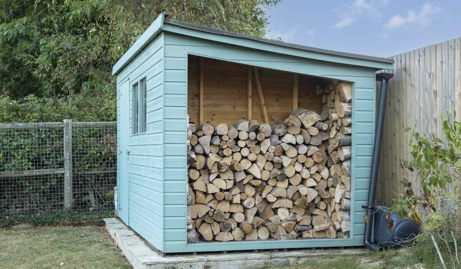 Holzschuppen
