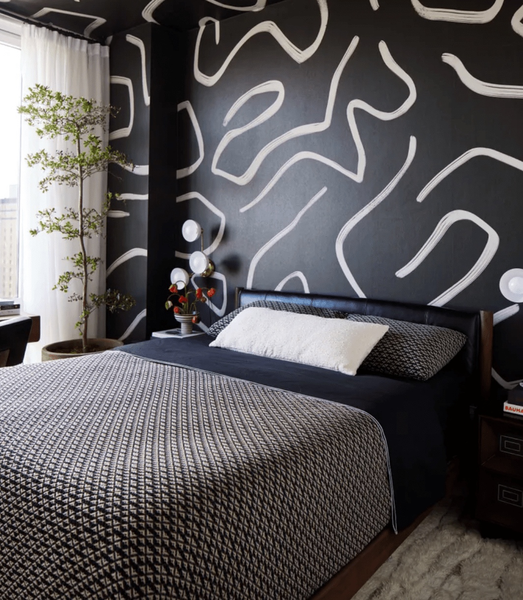Schwarz -weiße moderne Tapete im Schlafzimmer
