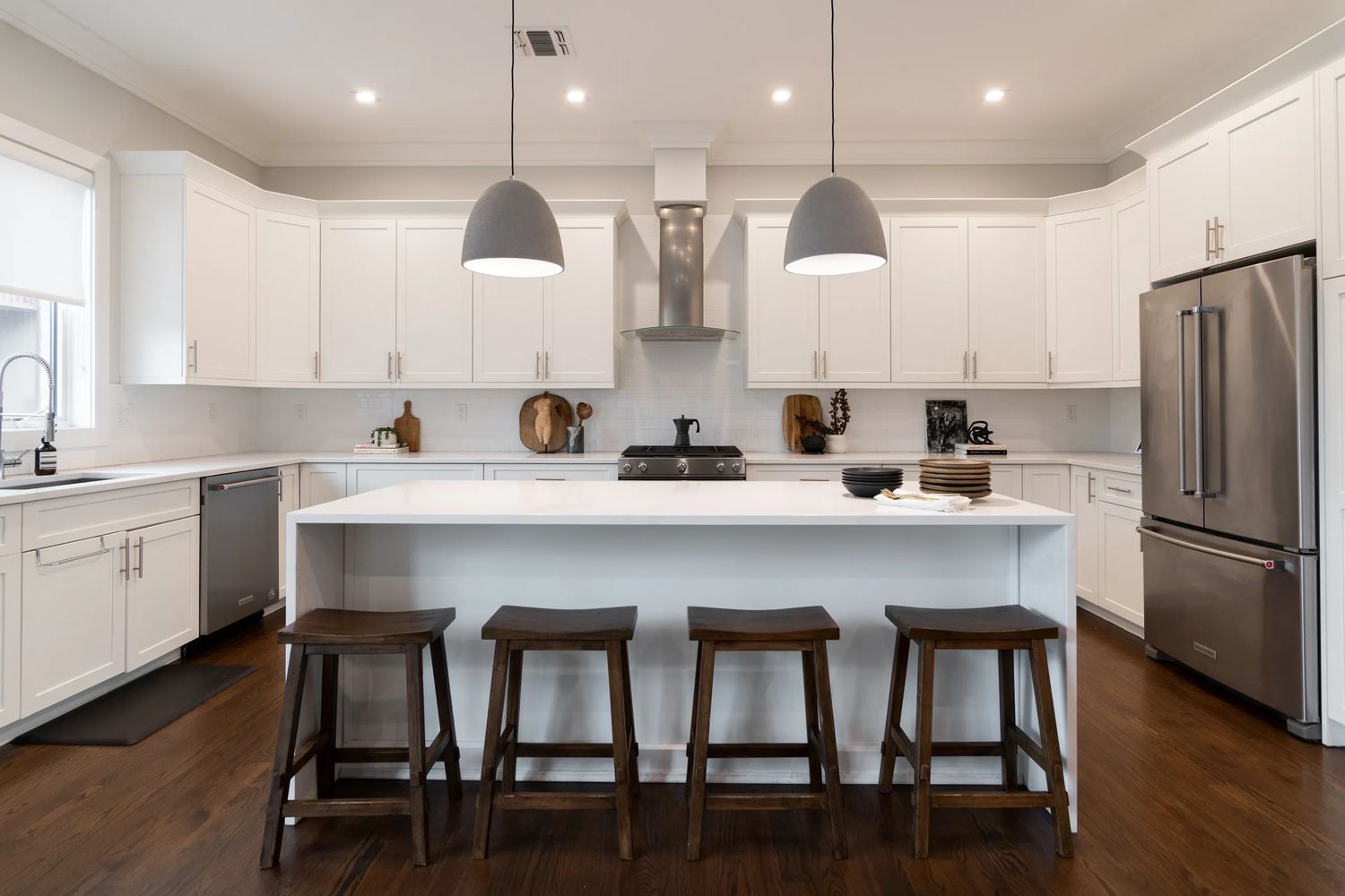 All white kitchen