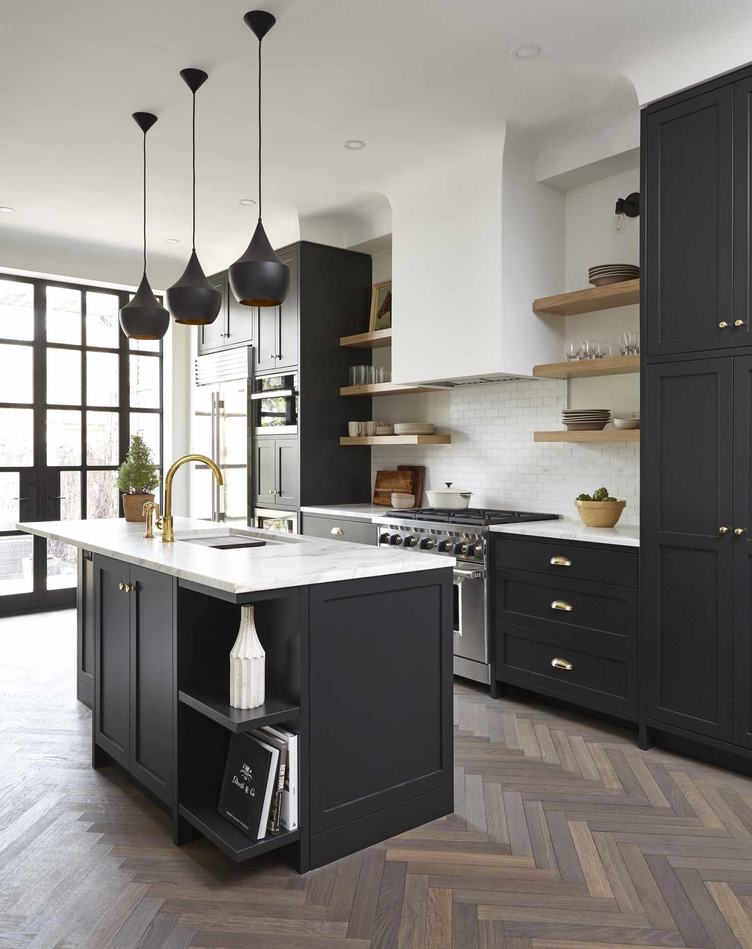 Black and white kitchen