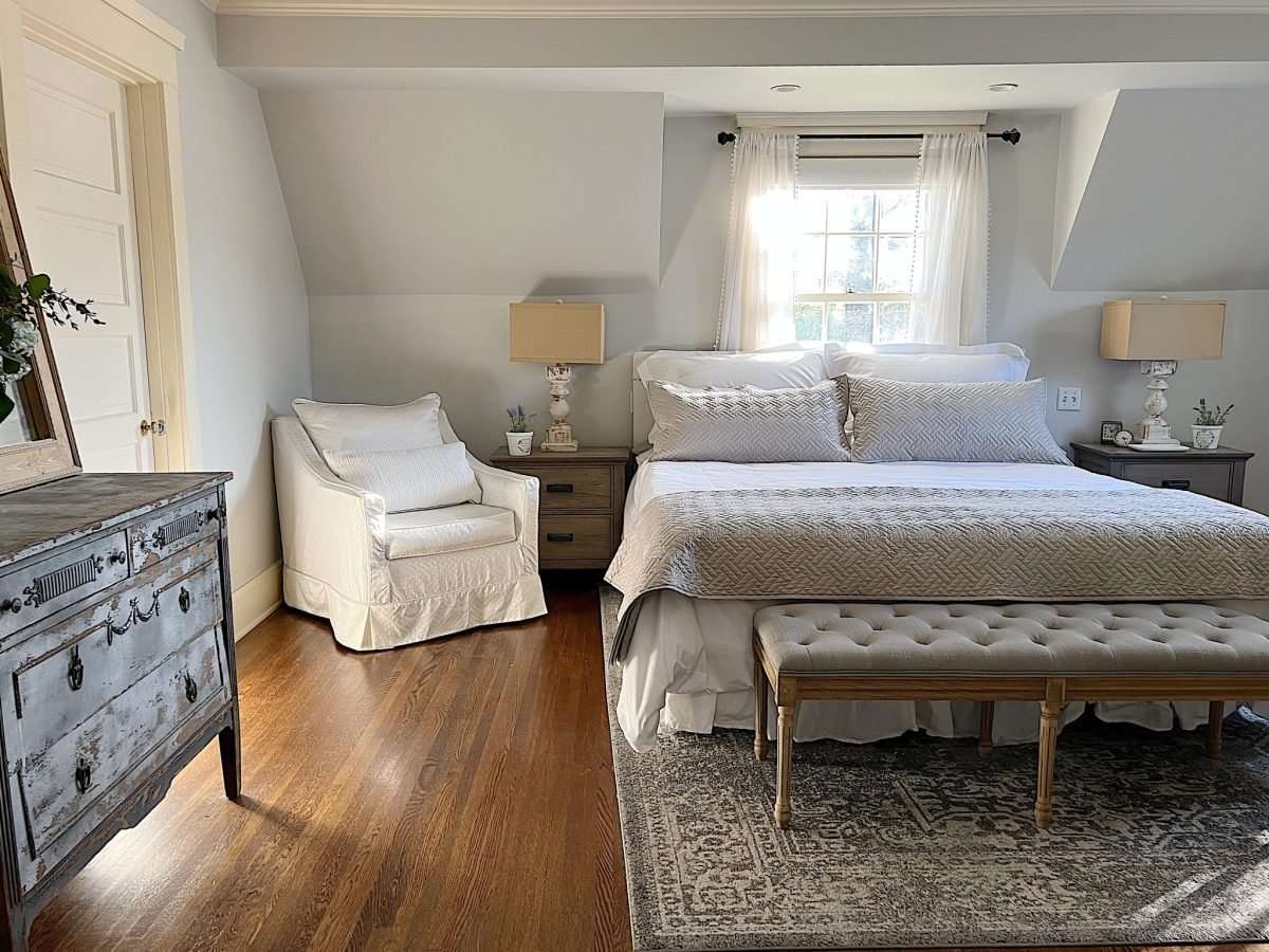neutral farmhouse bedroom makeover ideas