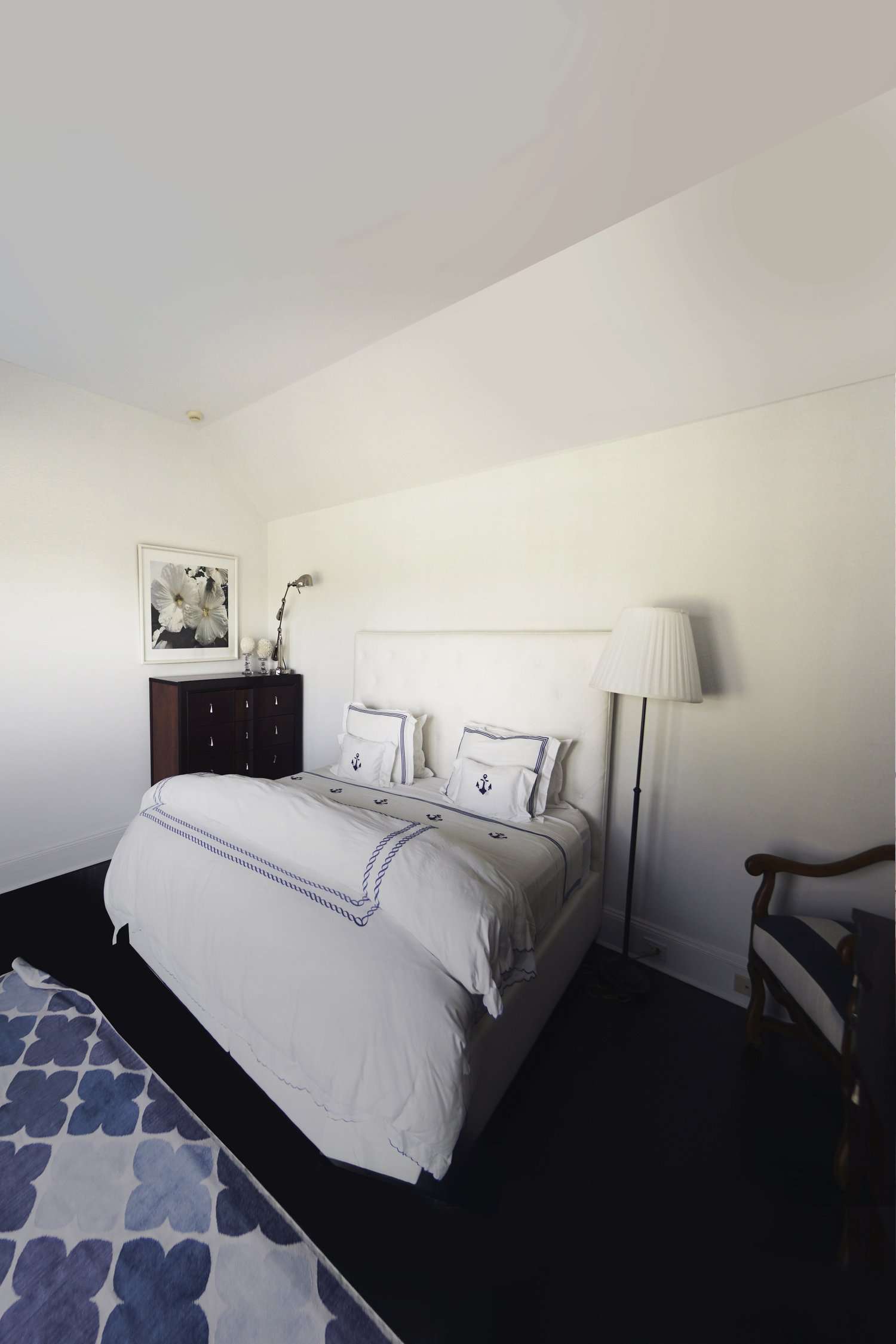 before and after girls' bedroom makeover