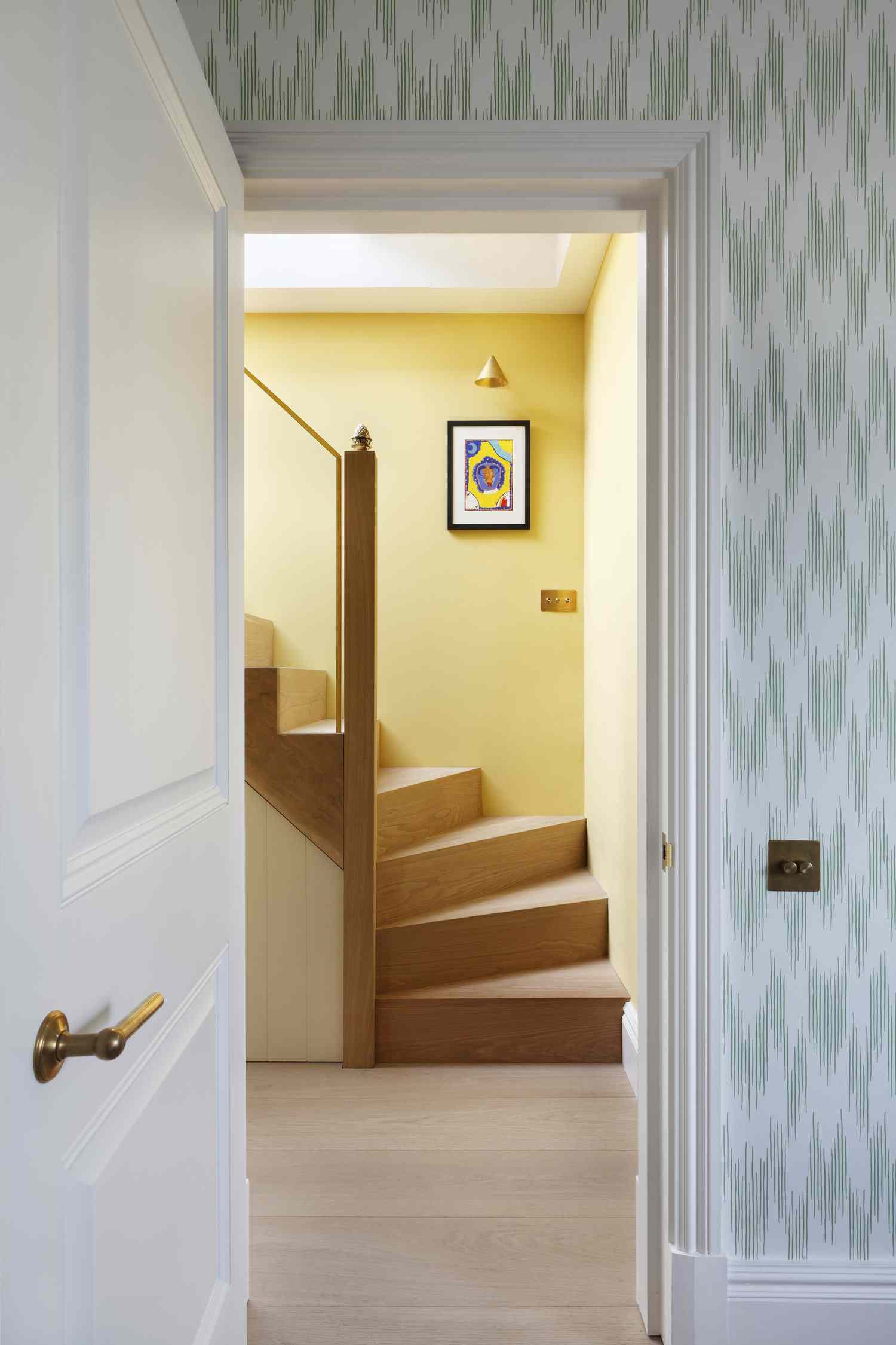 Einfache moderne Treppe