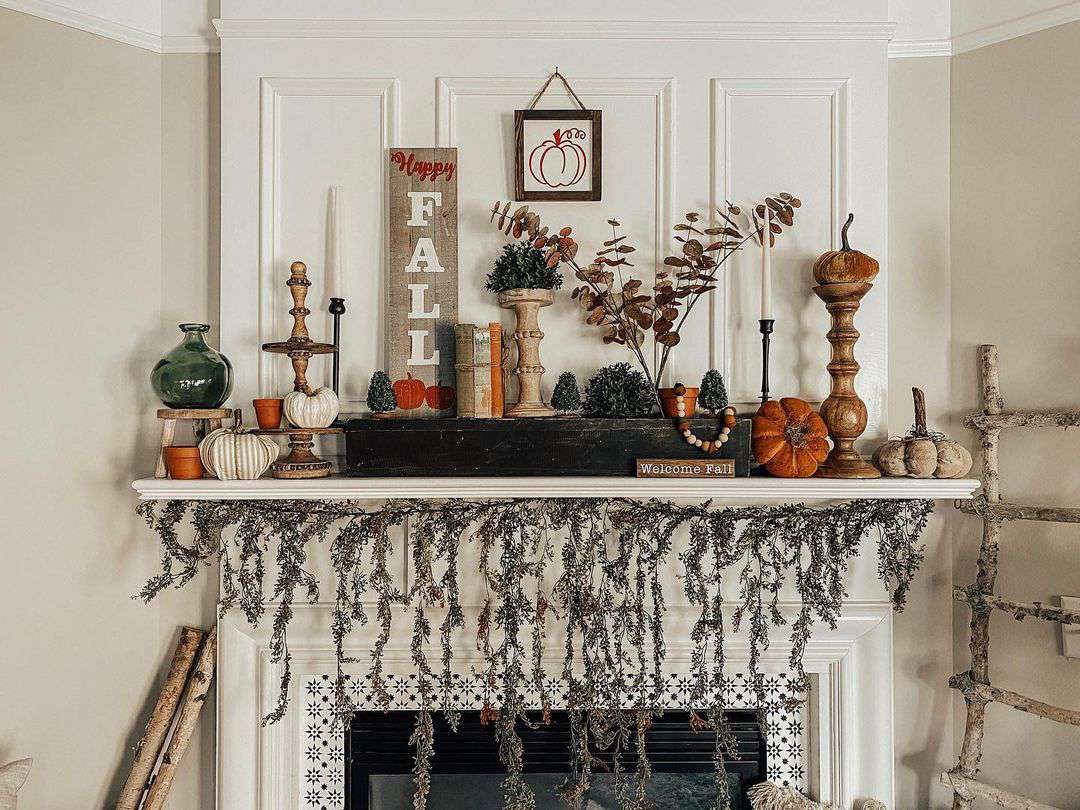 Layer Decor Halloween Mantel Ideen