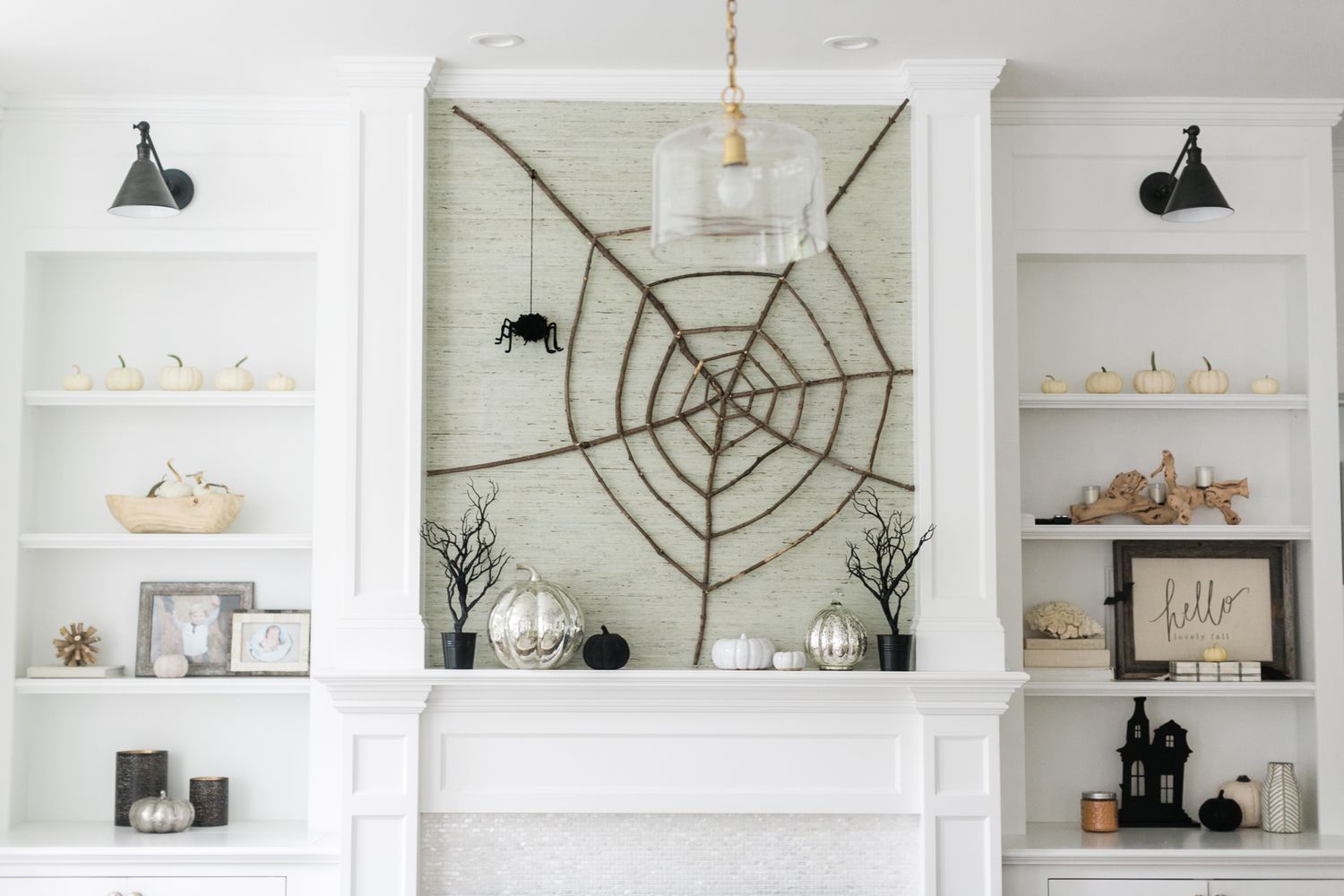 Halloween Mantel Ideen Spiderweb