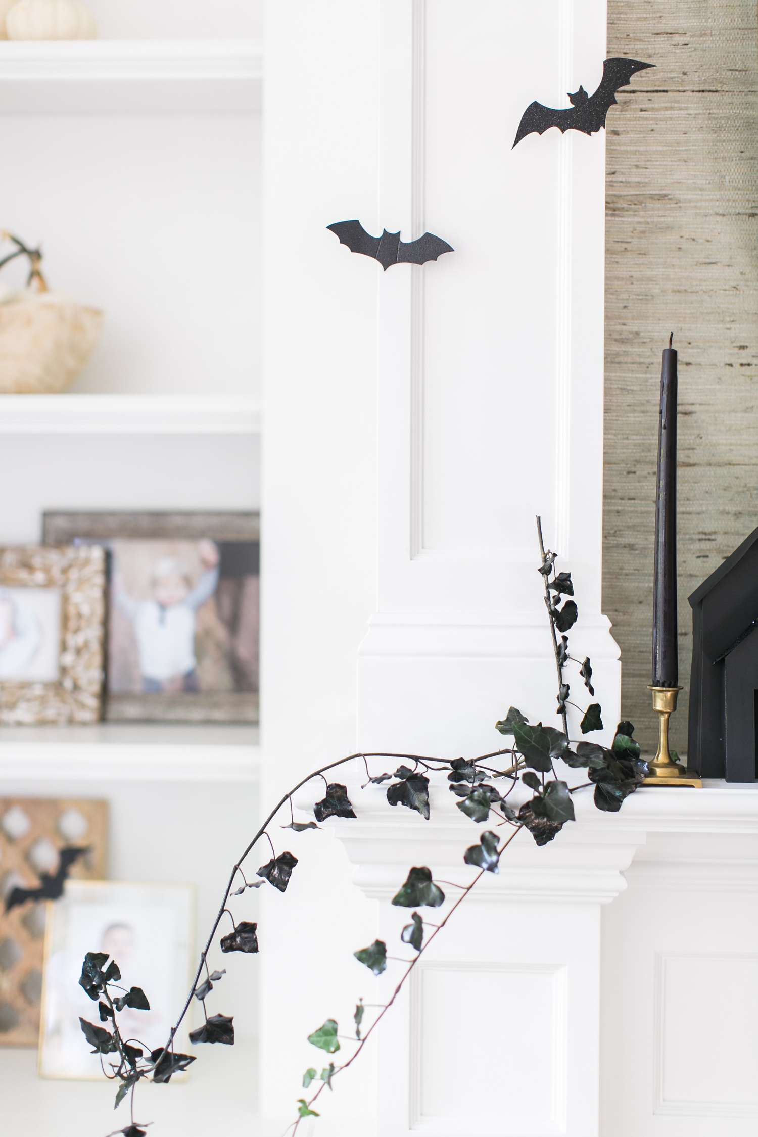 Halloween Mantel Ideas Sprühfarbe Altes Dekor
