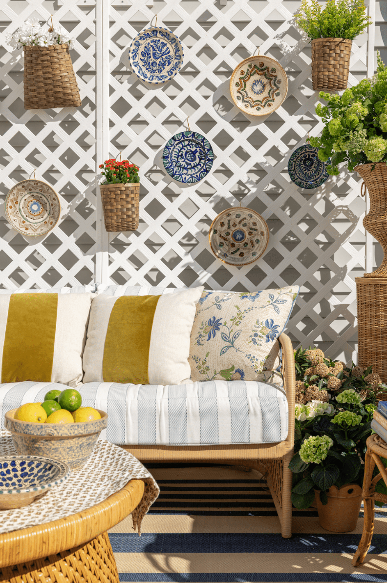 outdoor plate wall on porch