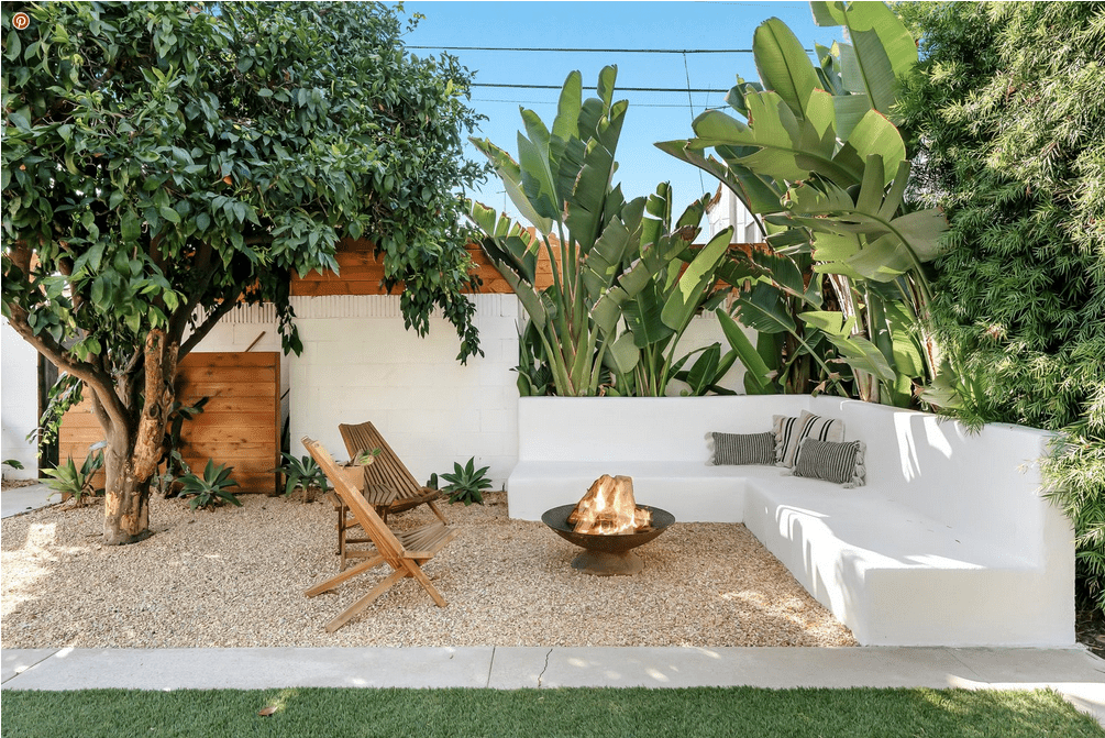 fire pit banquette ideas