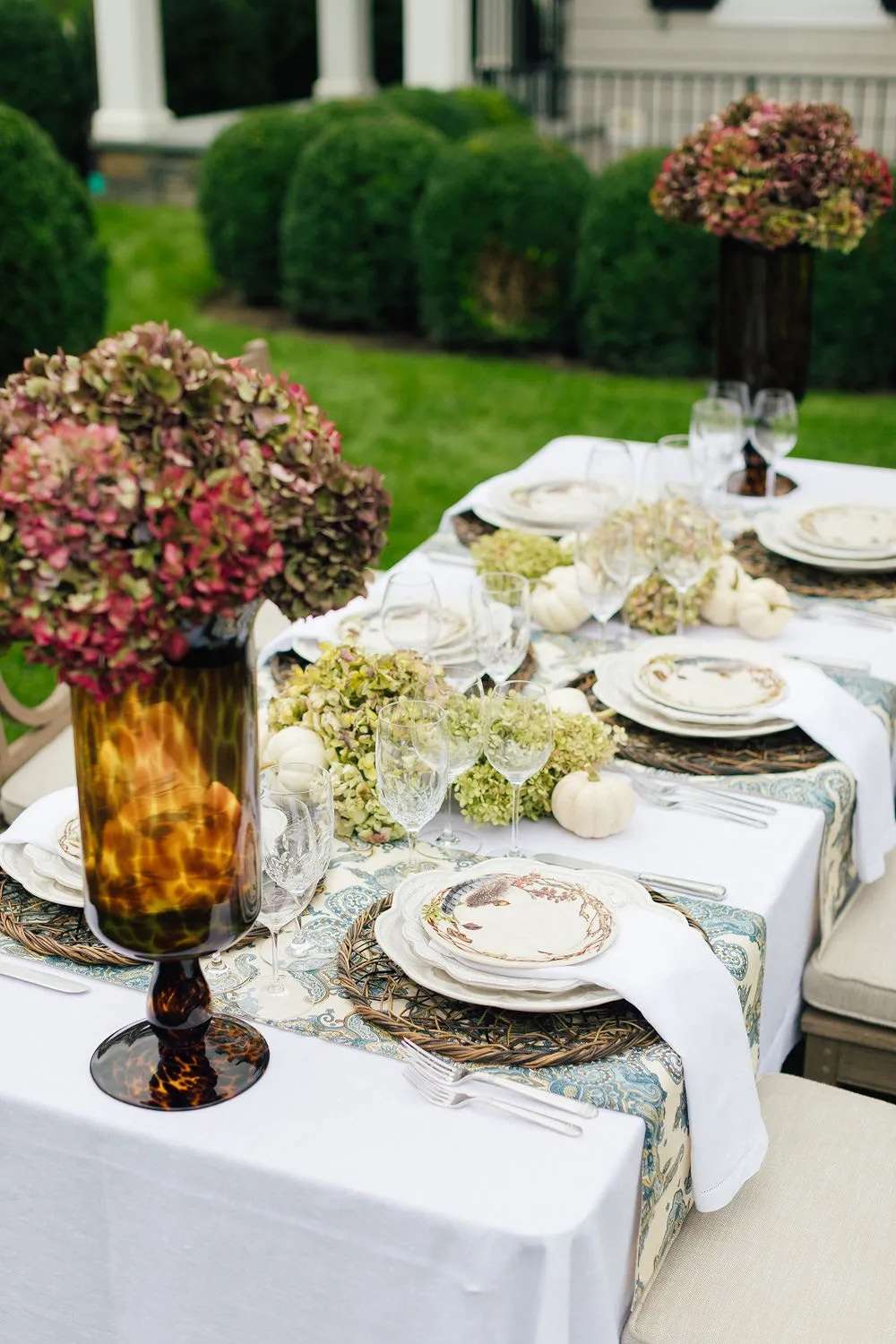 Halloween Decor muss nicht orange und schwarz sein - dieser Trend 2024 beweist es 8 Pinkoween