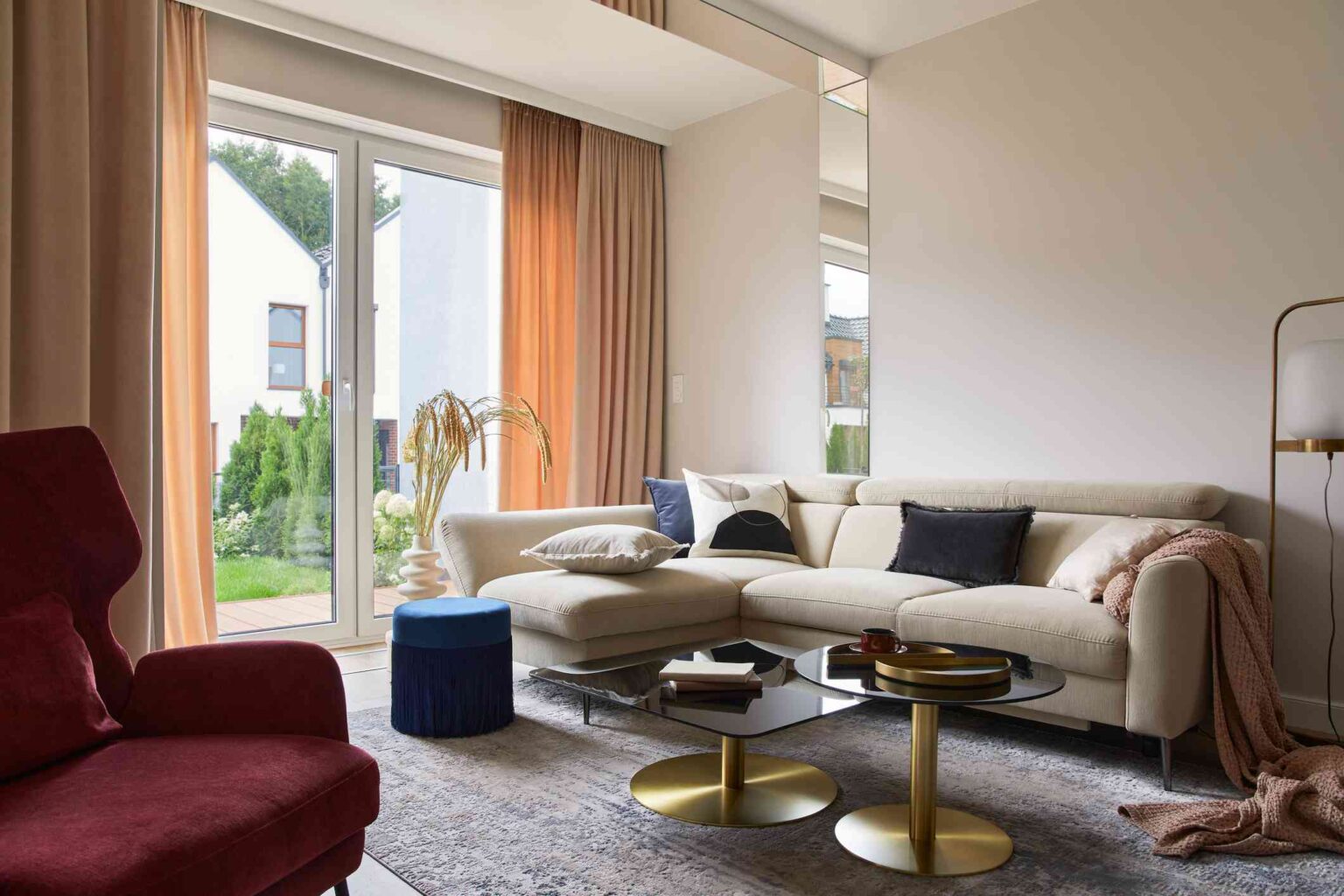 5 Dinge die Ihr Zuhause immer beengt fuehlen laut Designer