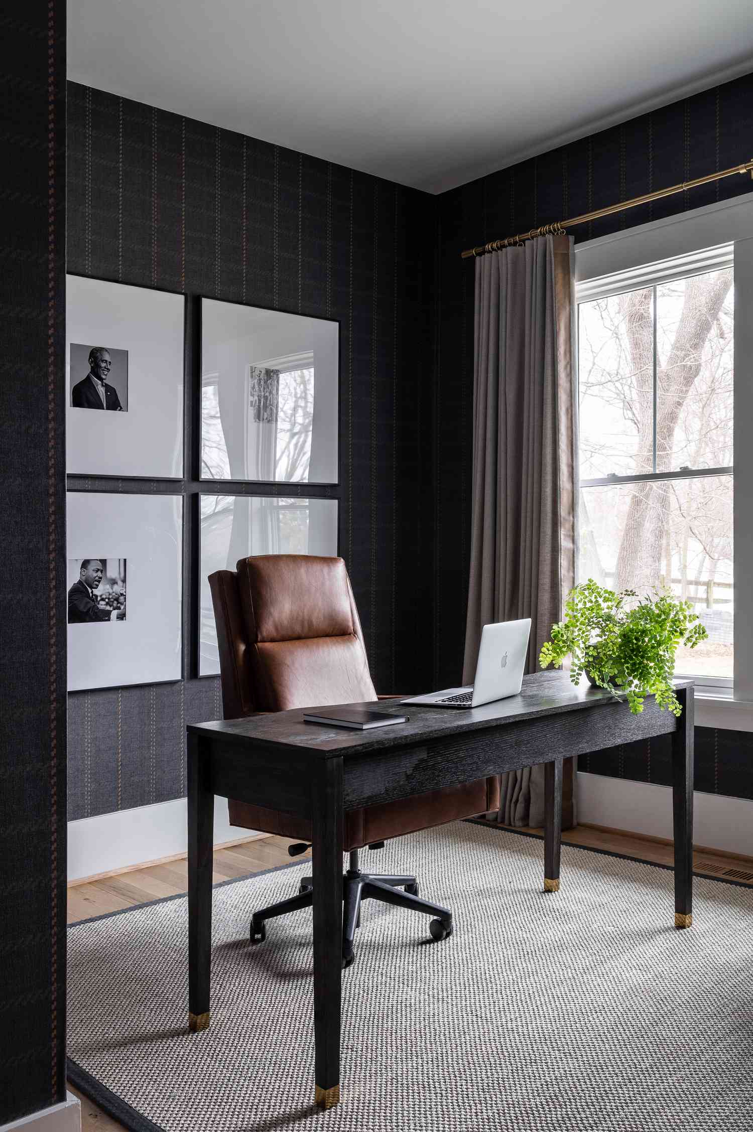 4 schwarze Designer teilen, wie sie ihre Kultur durch Design feiern 6 Schlankes und stilvolles Büro von Duval Reynolds