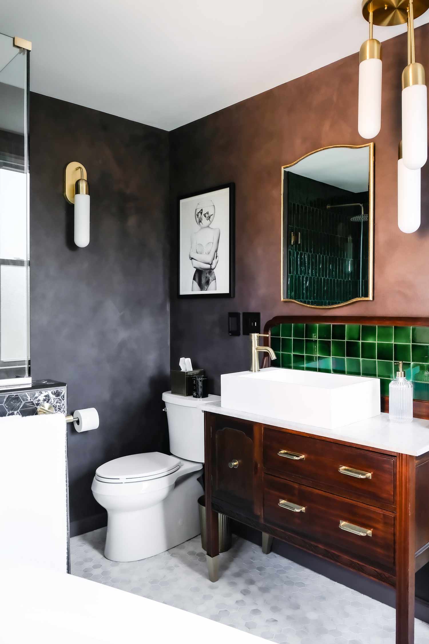 6 Designentscheidungsdesigner bedauern in ihren eigenen Häusern 6 Badezimmer mit LimeBash -Wänden.