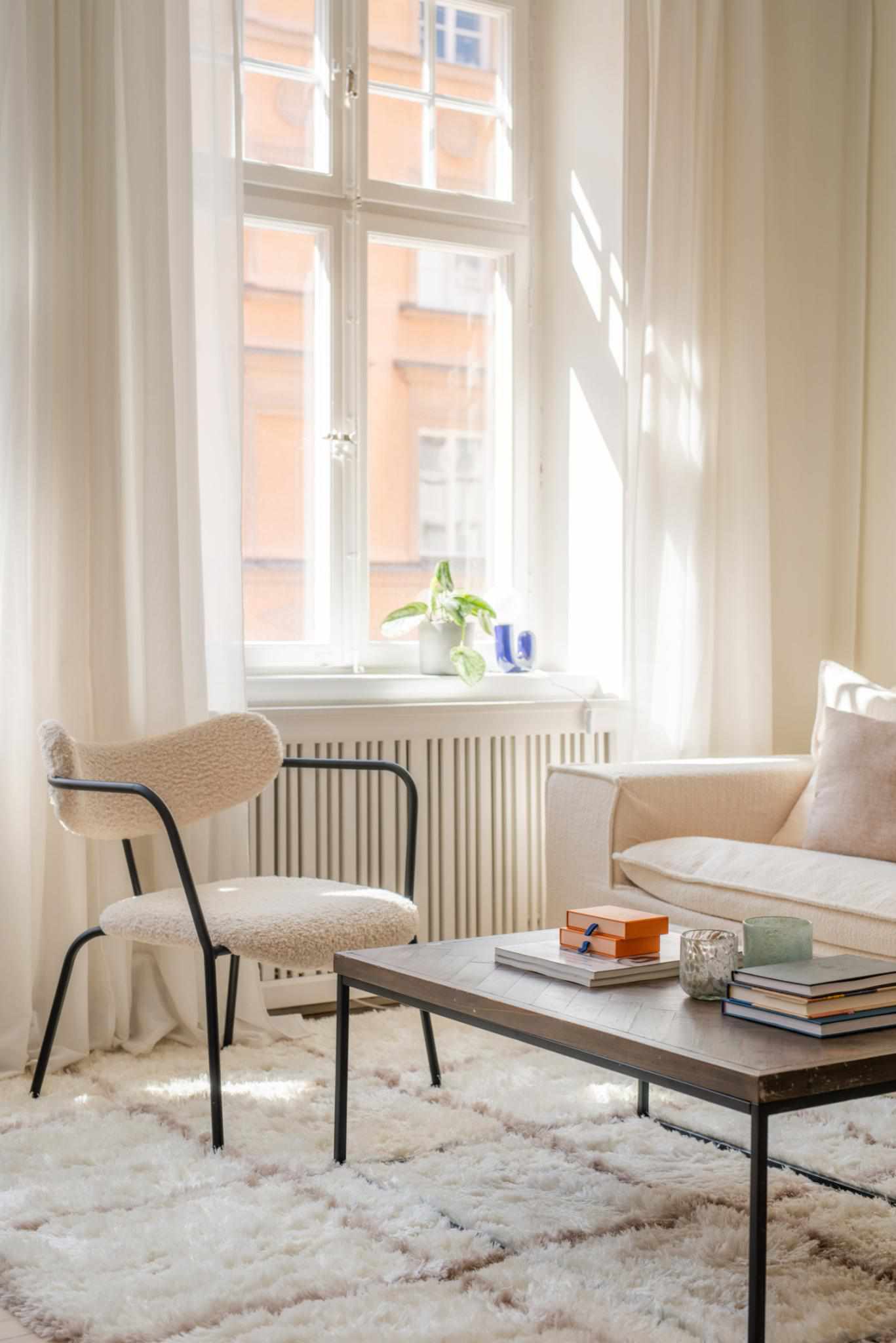 Wohnzimmer im Scandi-Stil