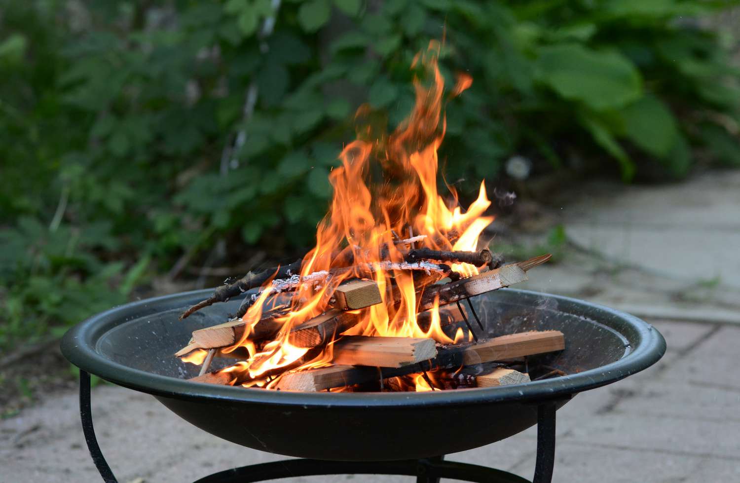 Feuerstelle im Hinterhof