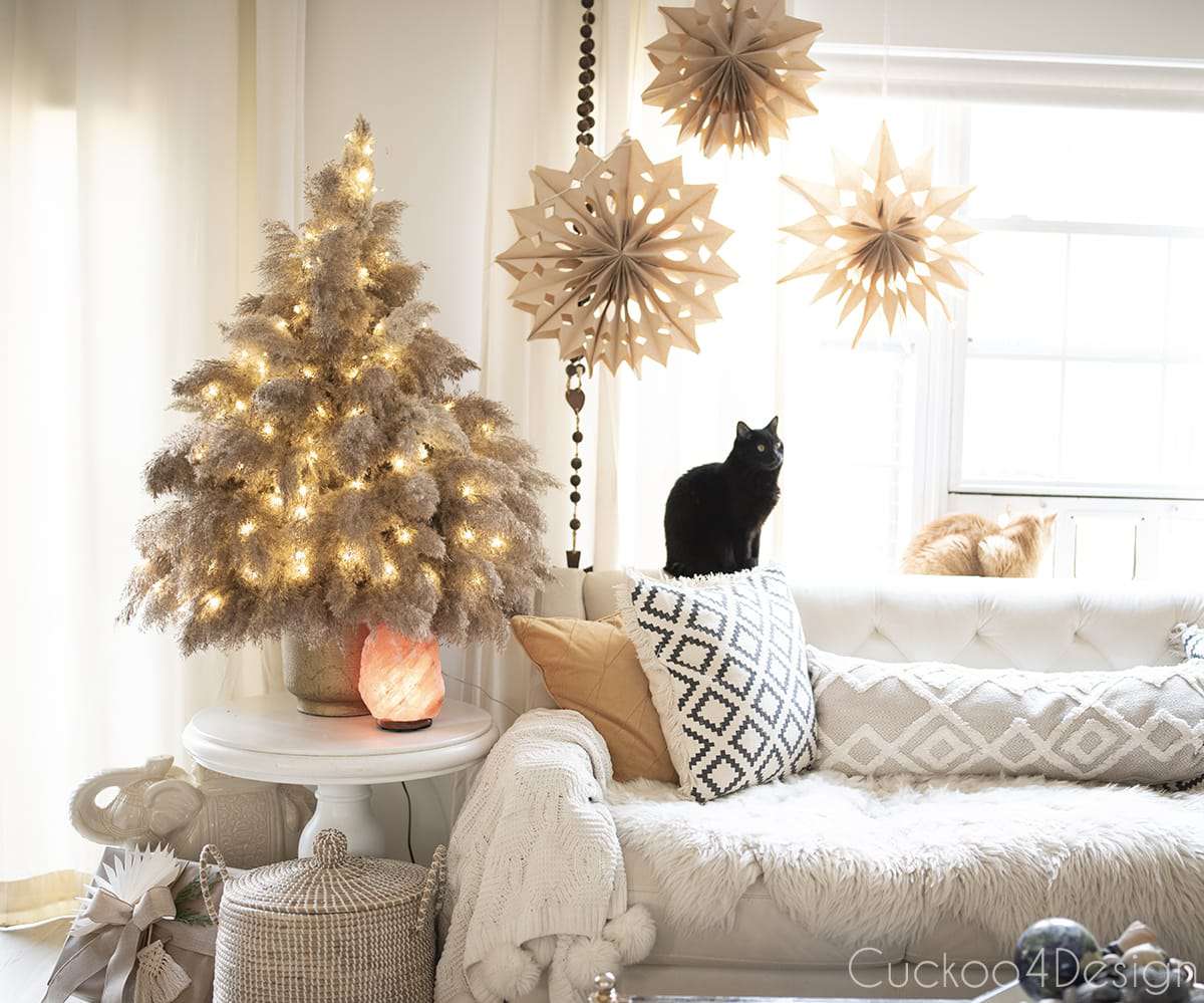 5 Essentielle minimalistische Urlaubsdekorationstipps Designer schwören auf 6 Pampas Weihnachtsbaum