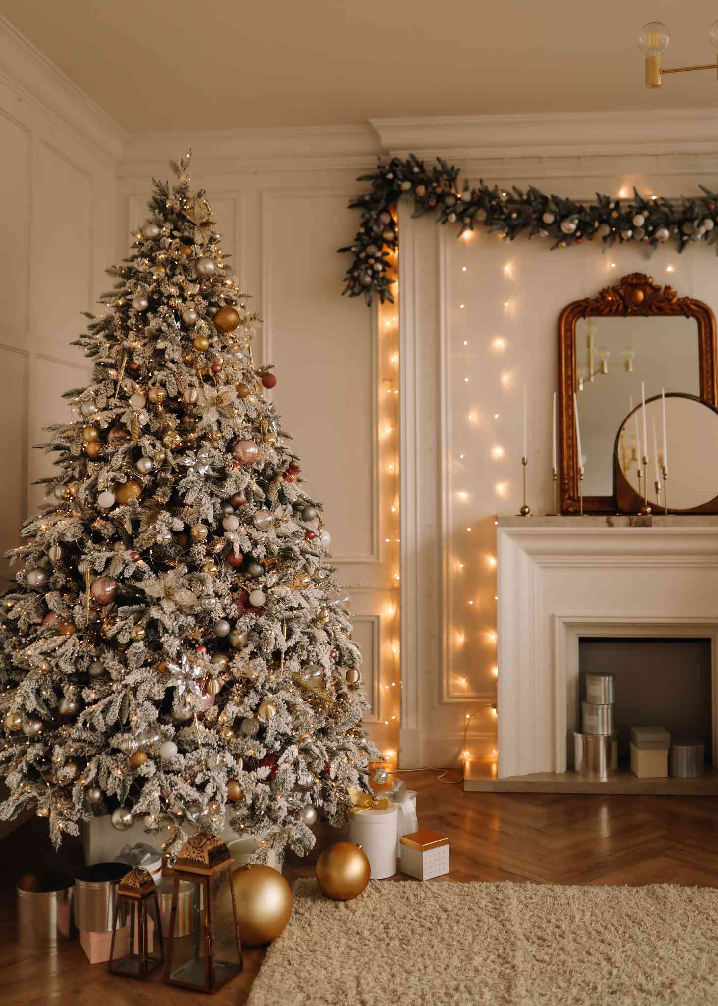 Es gibt eine einfachere Möglichkeit, Lichter auf einen Weihnachtsbaum zu legen - hier ist wie 6 Weihnachtsbaum strömte