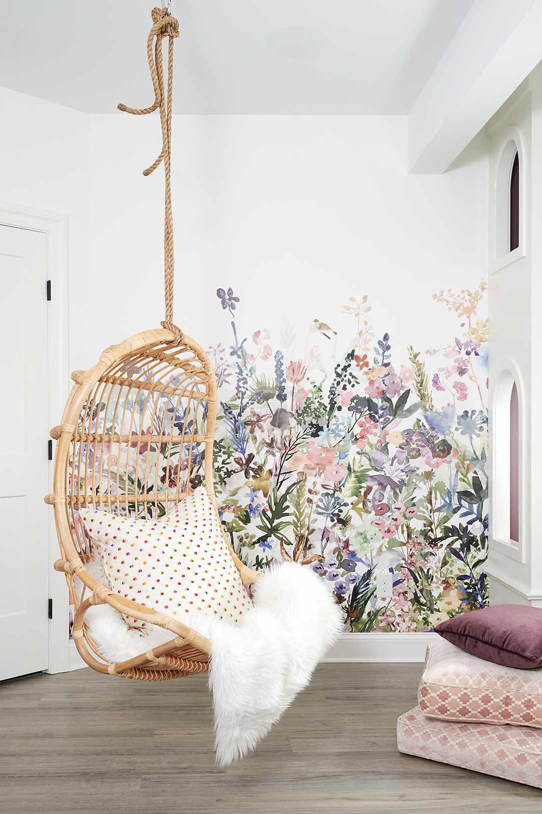 5 Designer-zugelassene Möglichkeiten, um Ihren Keller mit einem Budget zu erhellen, das tatsächlich funktioniert 12 Blumenbild im Keller