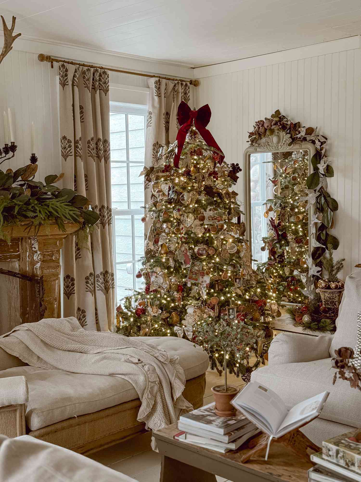 velvet ribbon christmas tree topper ideas