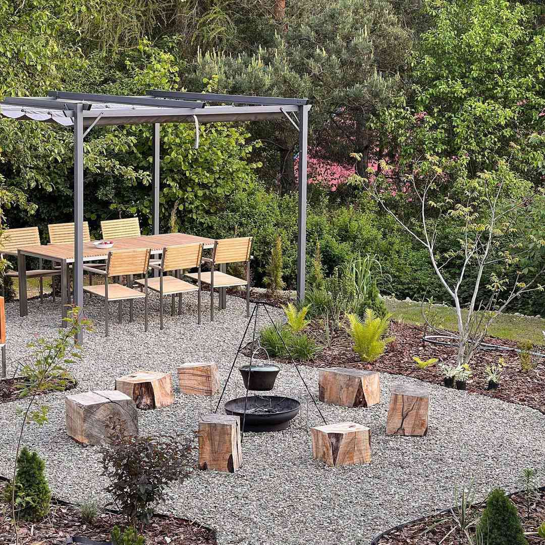 rustic fire pit seating ideas