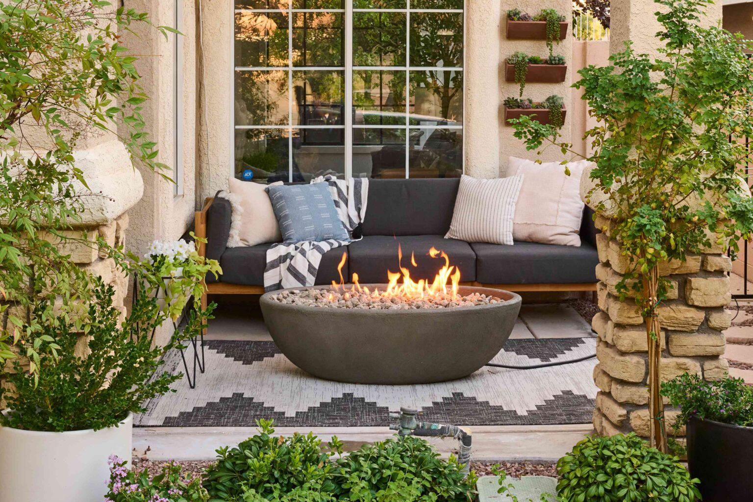1748246582 These 60 Backyard Fire Pit Ideas Should Be on Your
